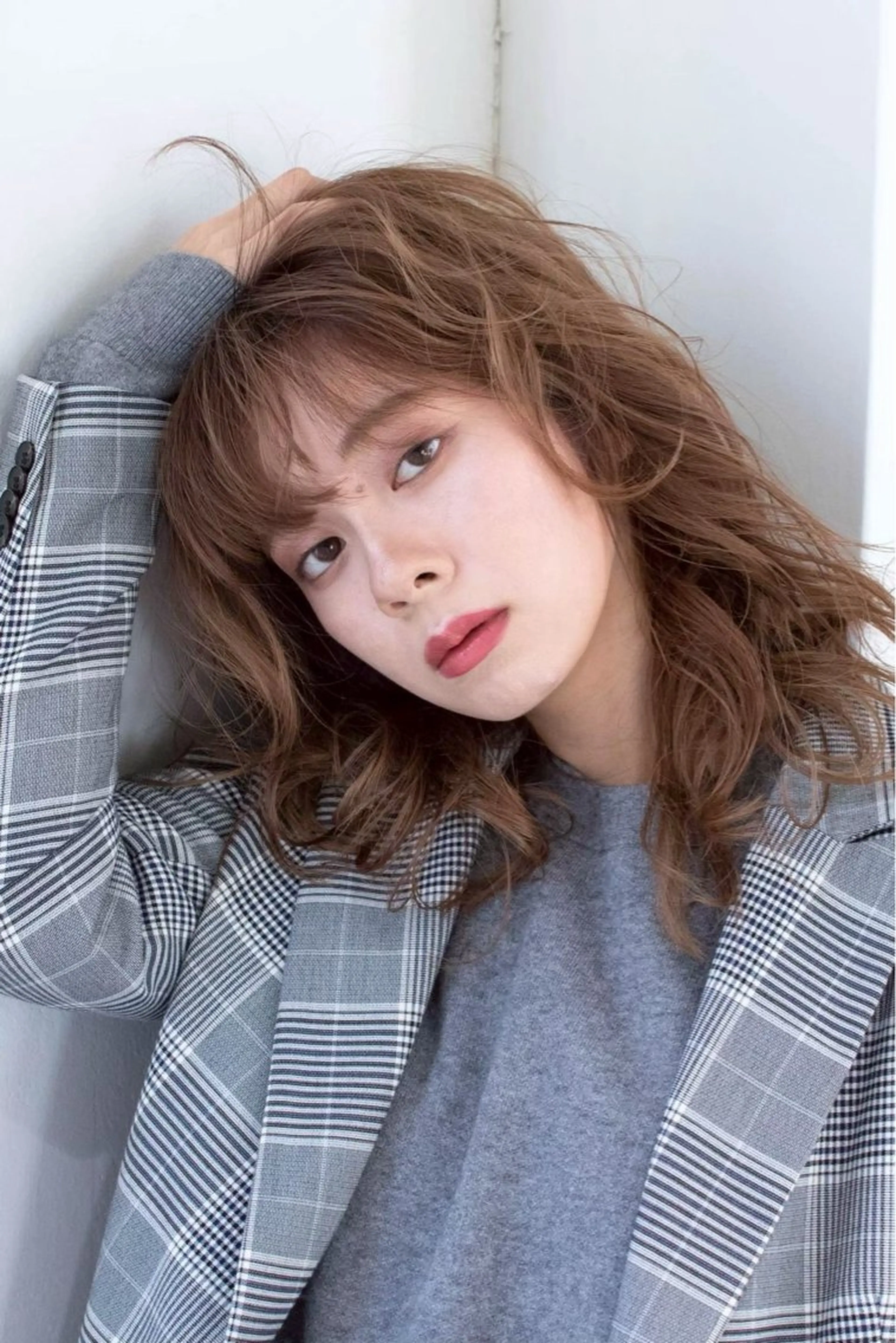 セミロング 尾崎 優花のヘアスタイル