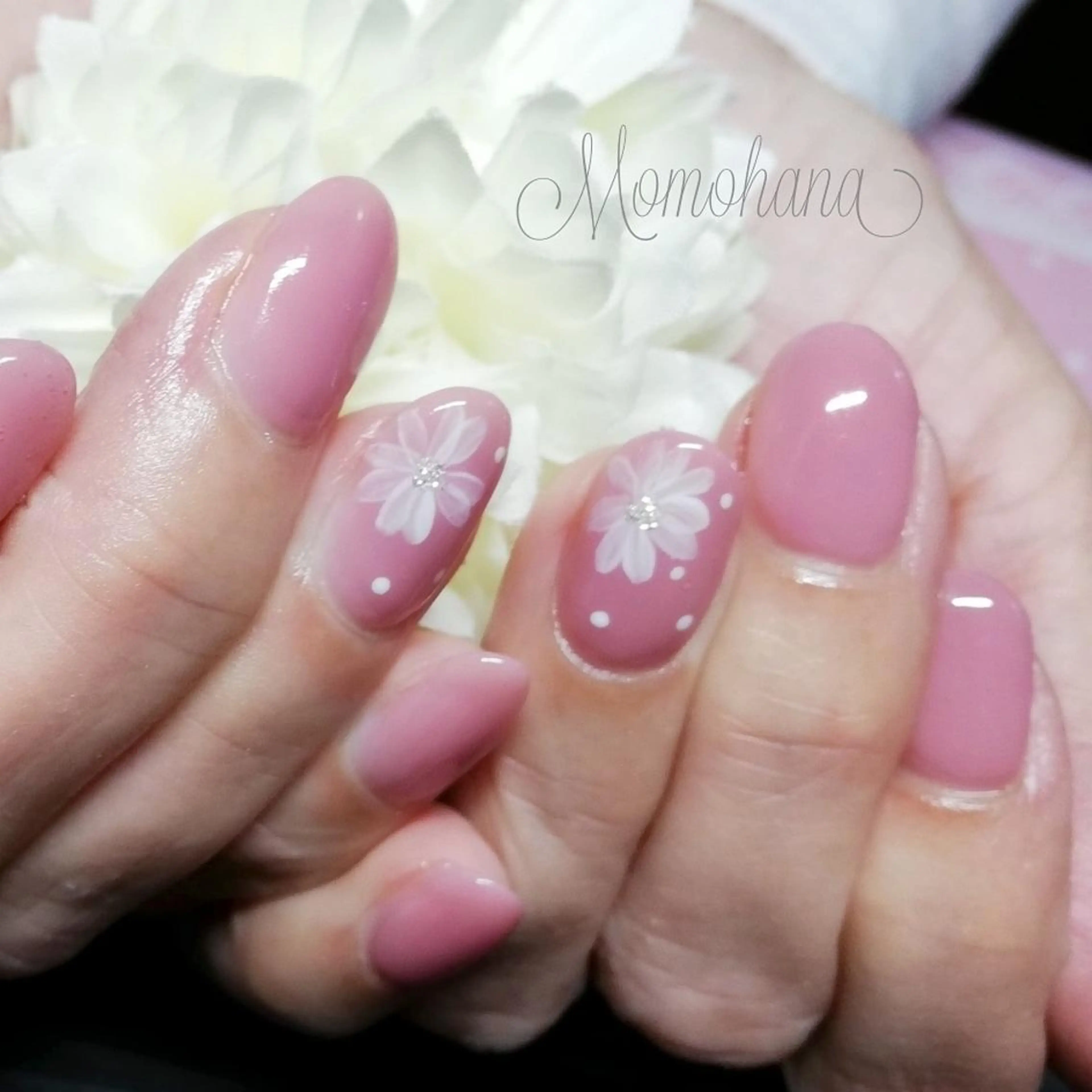 ネイル momohana  のネイルデザイン