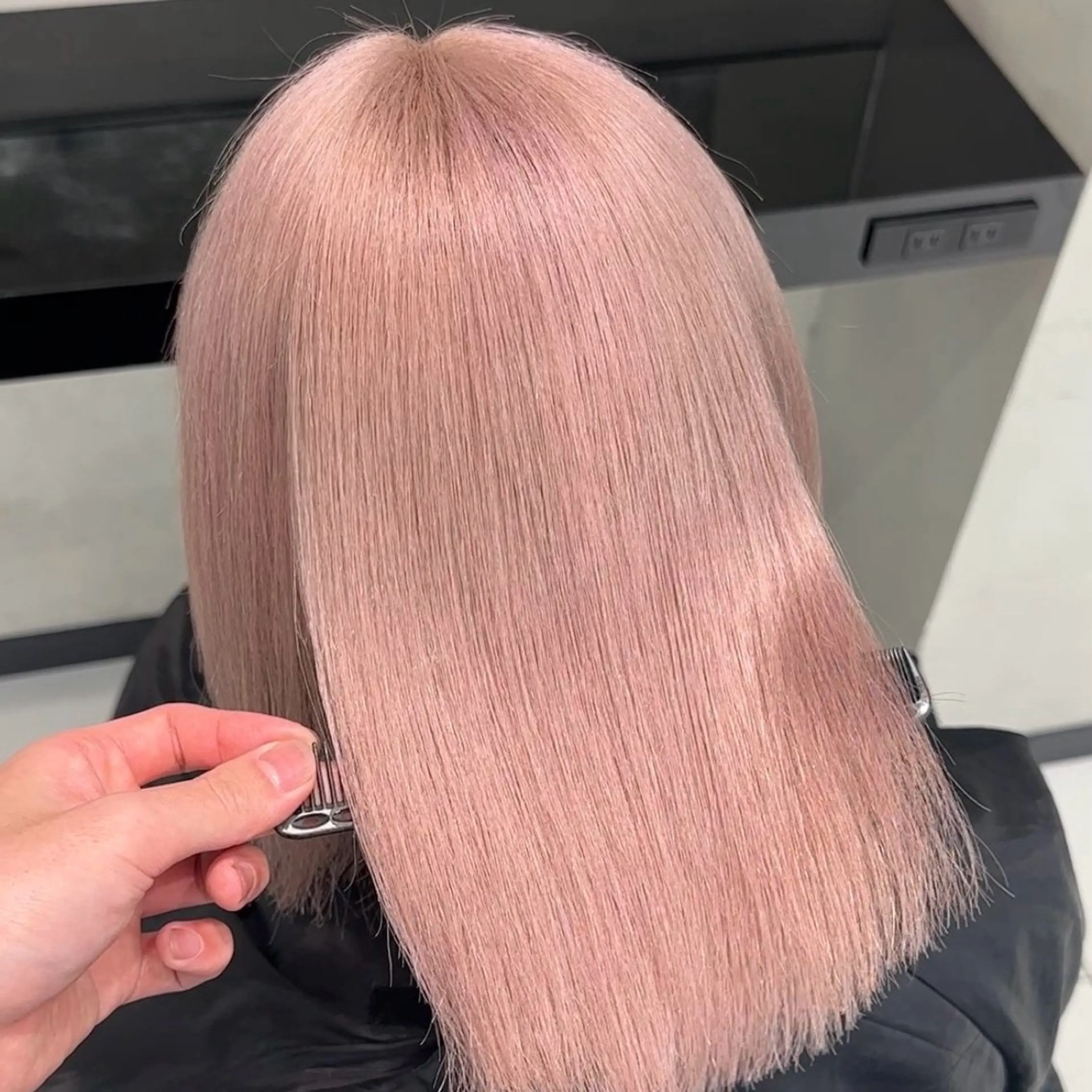 ショート ヘアカラー 🤍柔らかhair 🤍Kazu 🐩のヘアスタイル