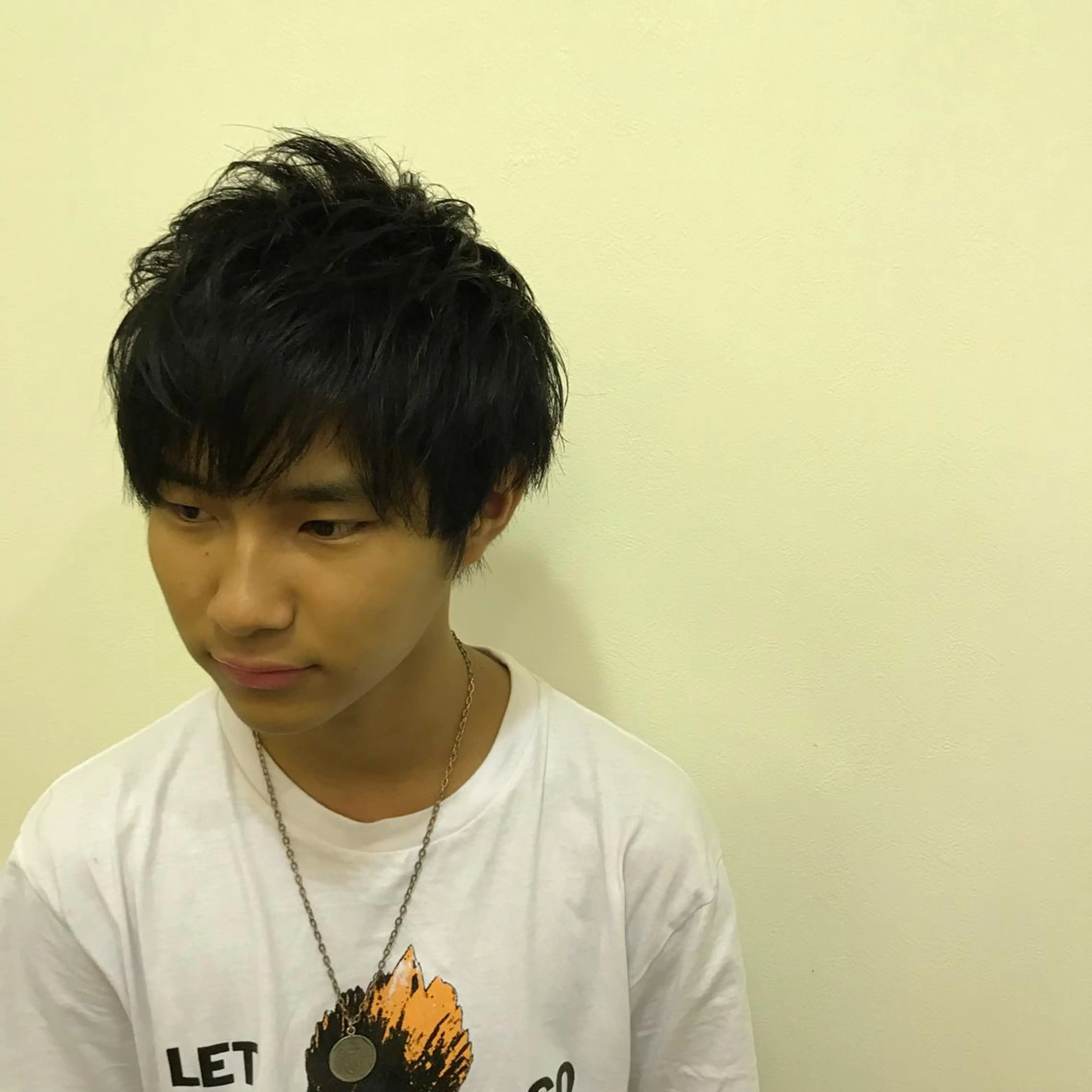 ショート カラー パーマ メンズ ニュアンスパーマ／ レイヤー／茶屋町のヘアスタイル