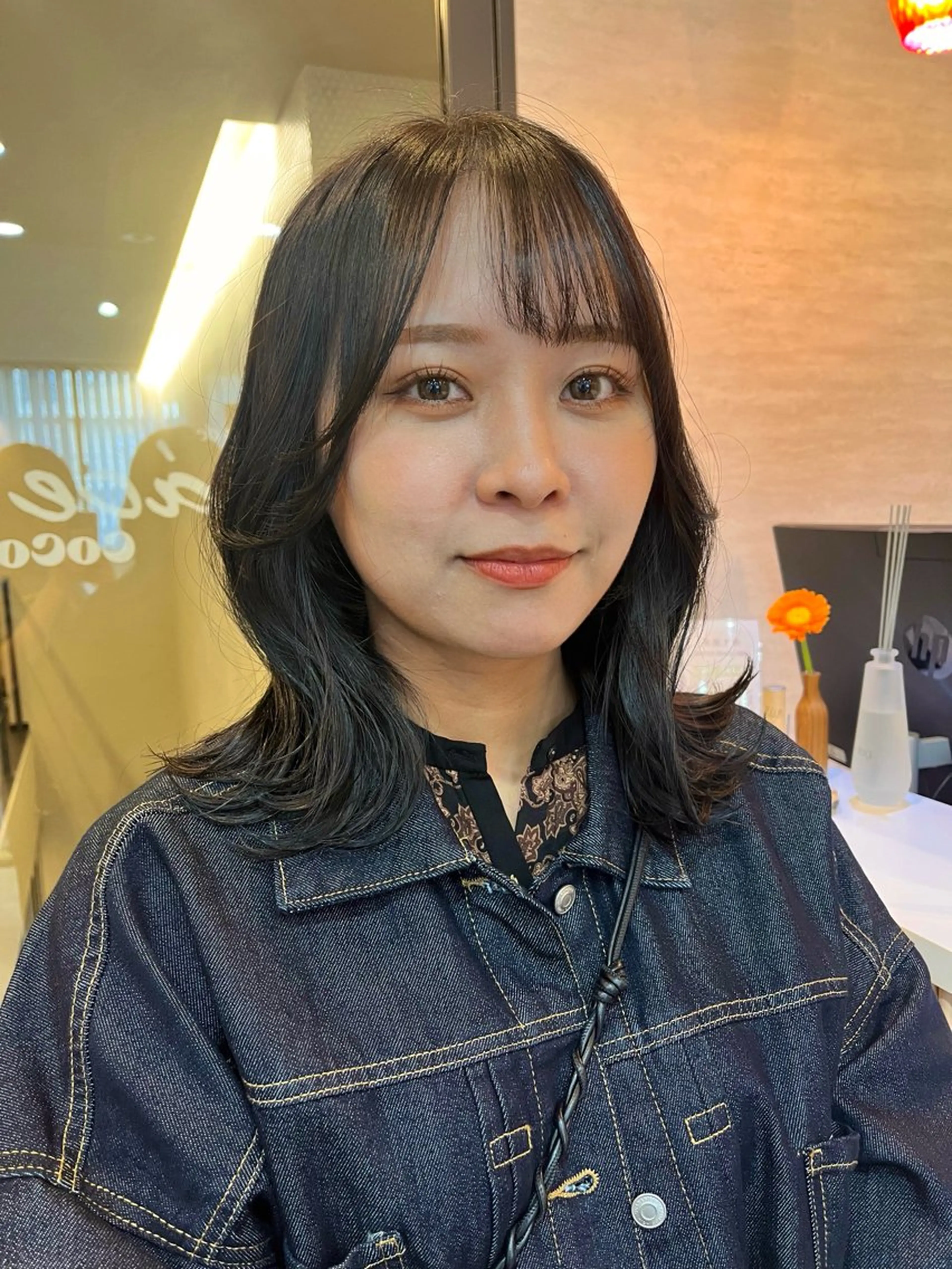 ミディアム カラー アッシュ ダークアッシュ カット ヘアカラー レイヤー/暖色/ 髪質改善/永礼芳果のヘアスタイル