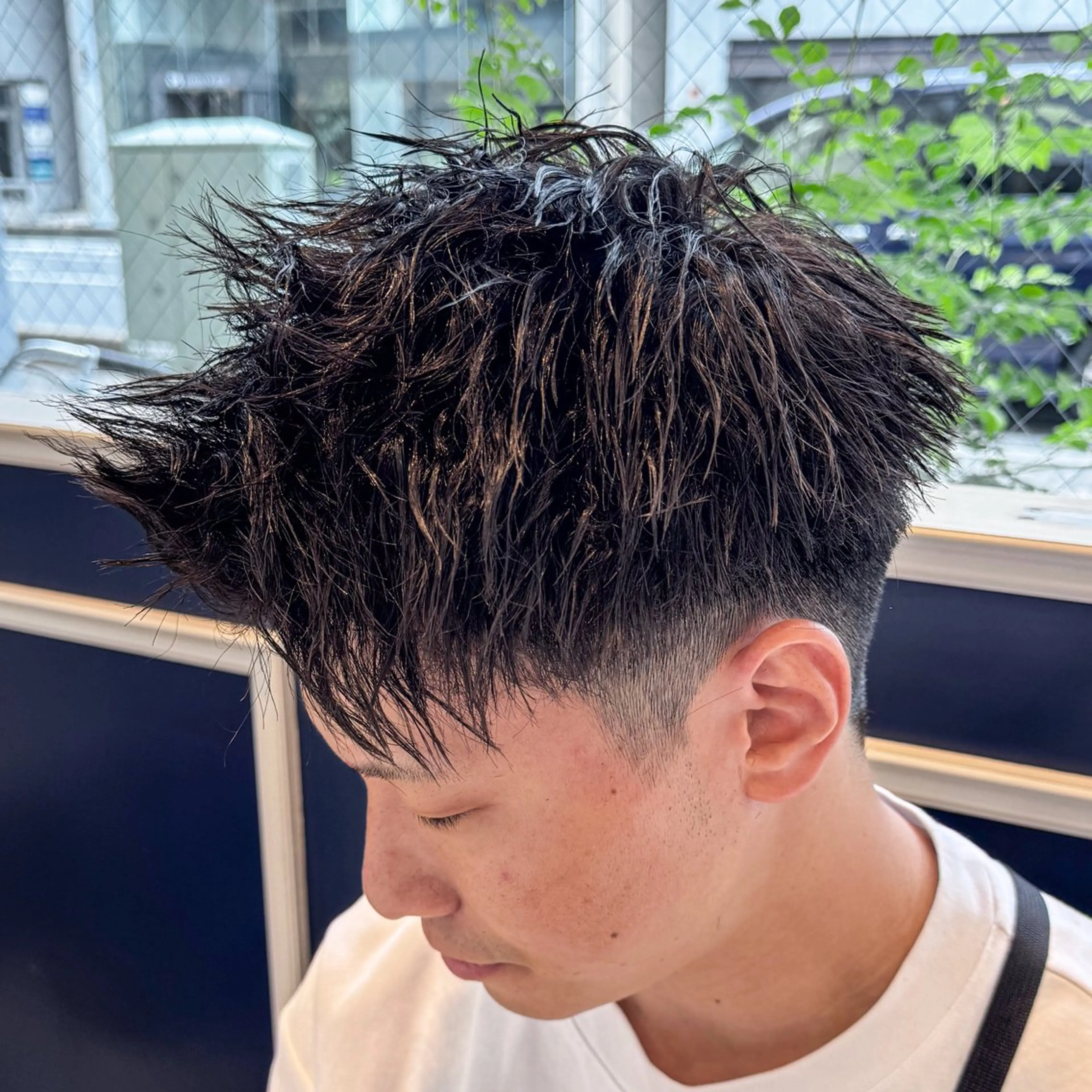 ショート パーマ メンズ メンズパーマ メンズツイストパーマ ツイストパーマ カット 吉田 新平のヘアスタイル