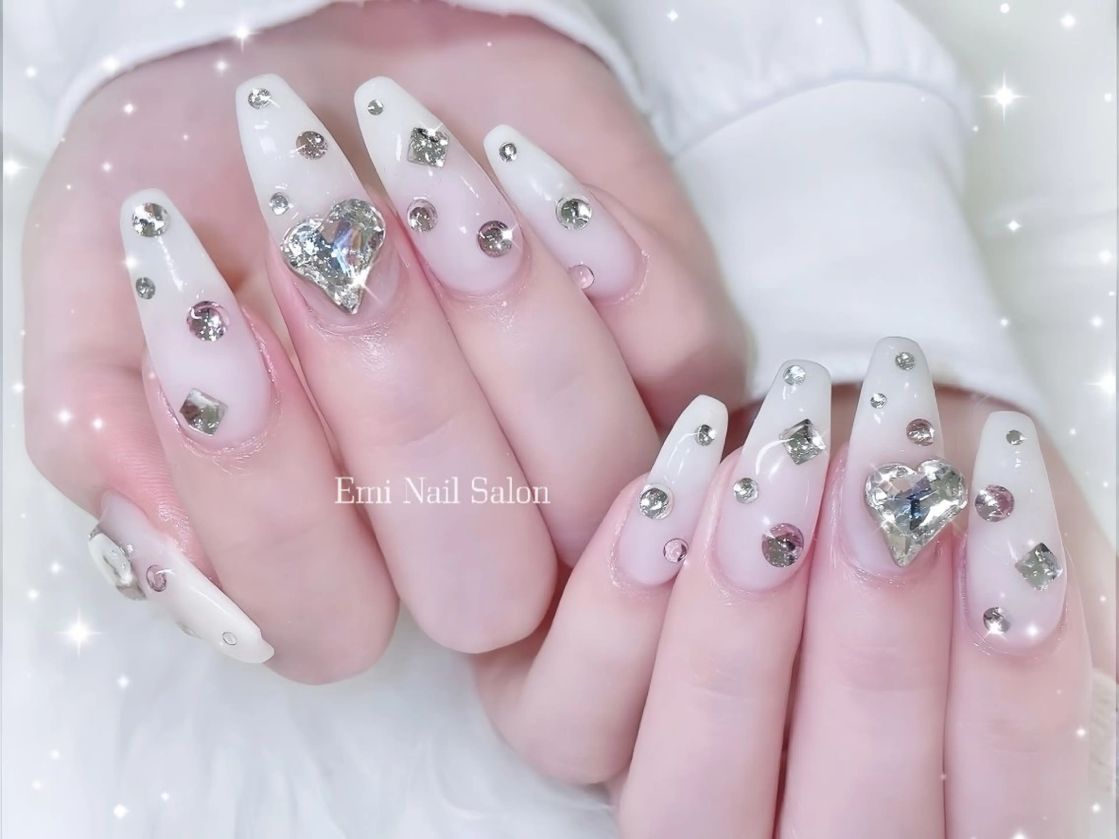 ネイル アートネイル ジェルネイル ネイルチップ Rin Nail 新大久保店のネイルデザイン