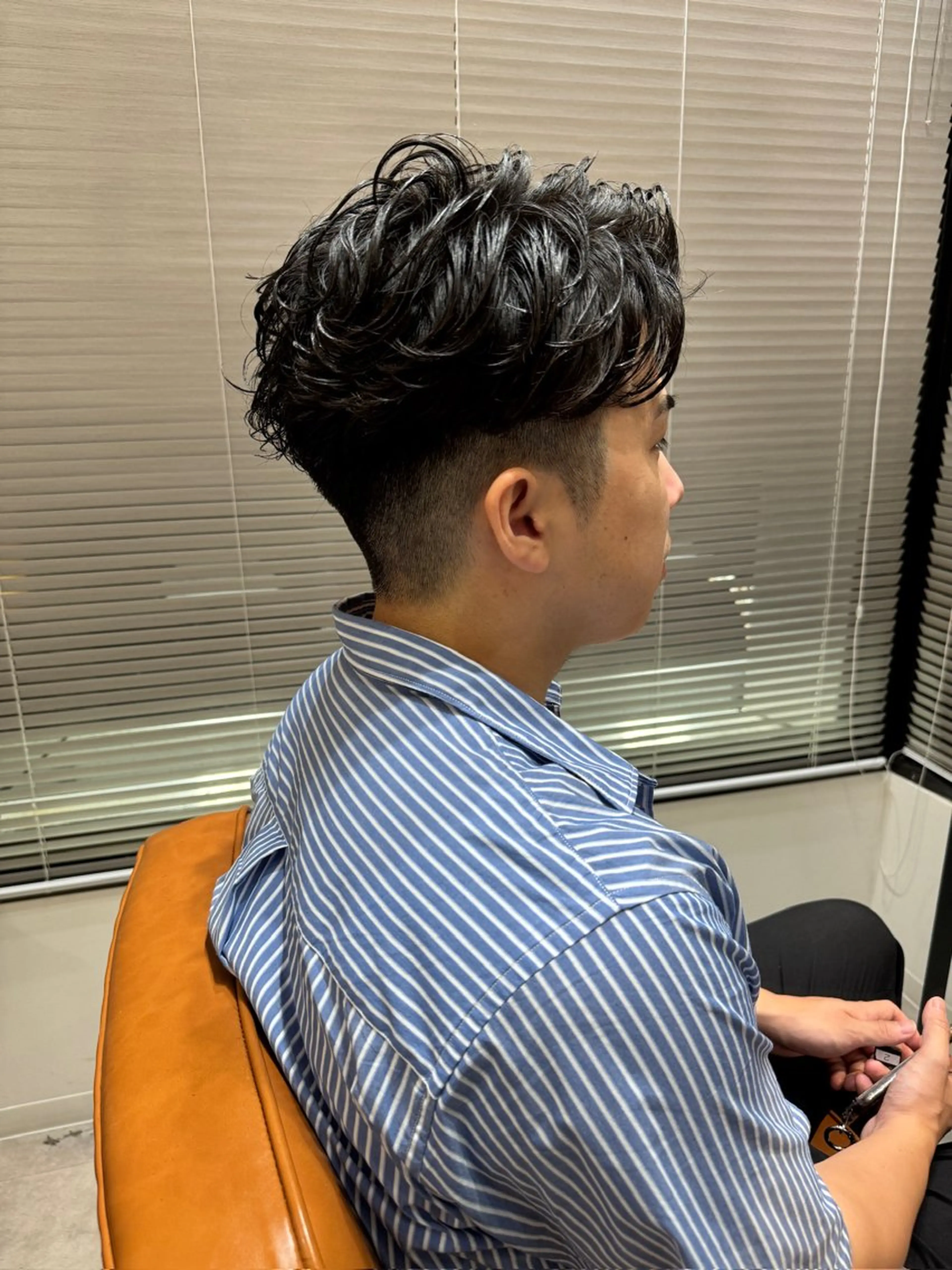 ショート メンズ メンズハイライト ハイライト 髪質改善 ショートヘア カット パーマ 内藤　宏紀 tidasmileのヘアスタイル