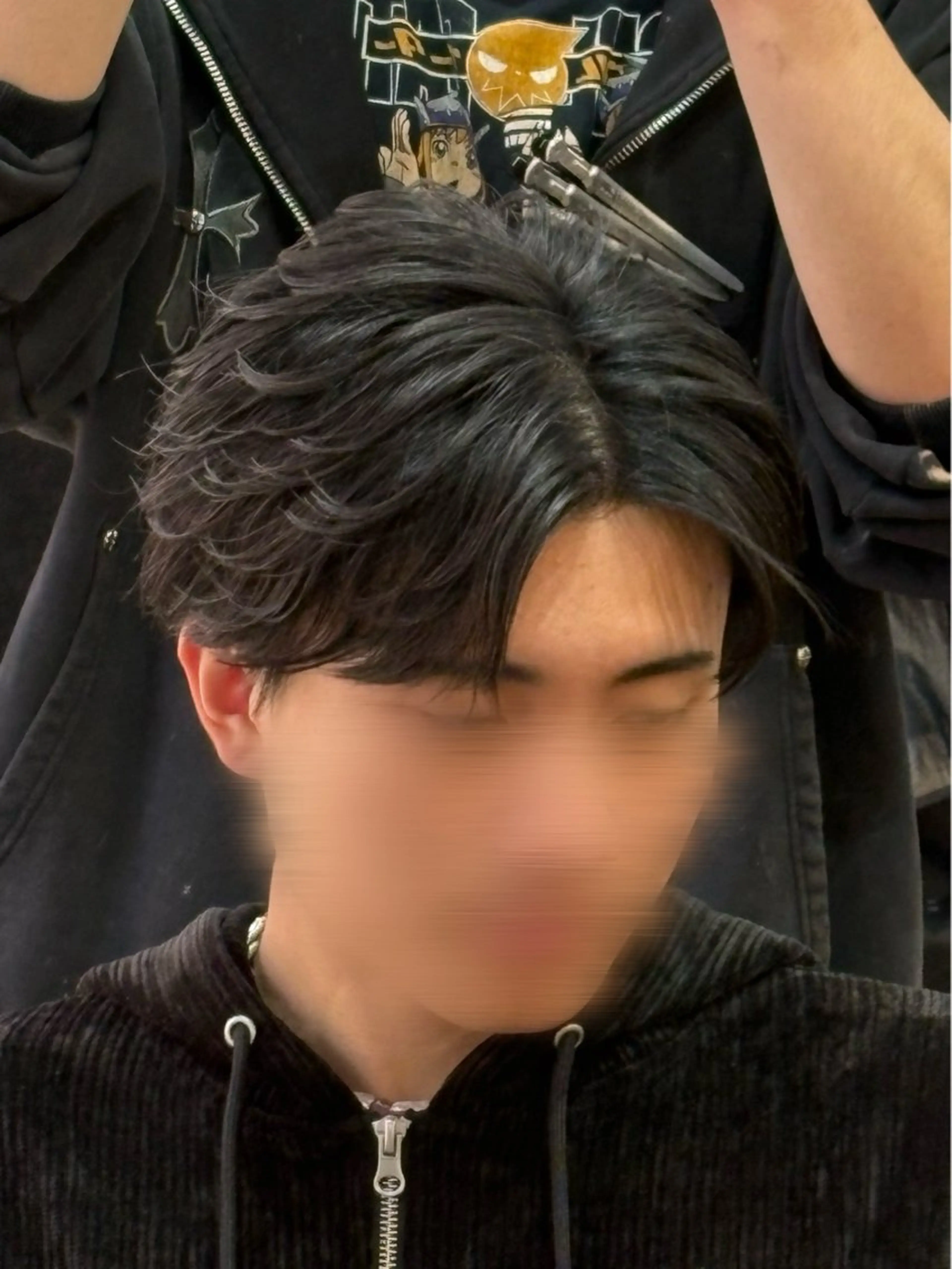 ショート パーマ メンズ マッシュ シースルーマッシュ ショートヘア カット パーマ 韓国メンズヘア/ 毛流れヘア　須田龍世のヘアスタイル