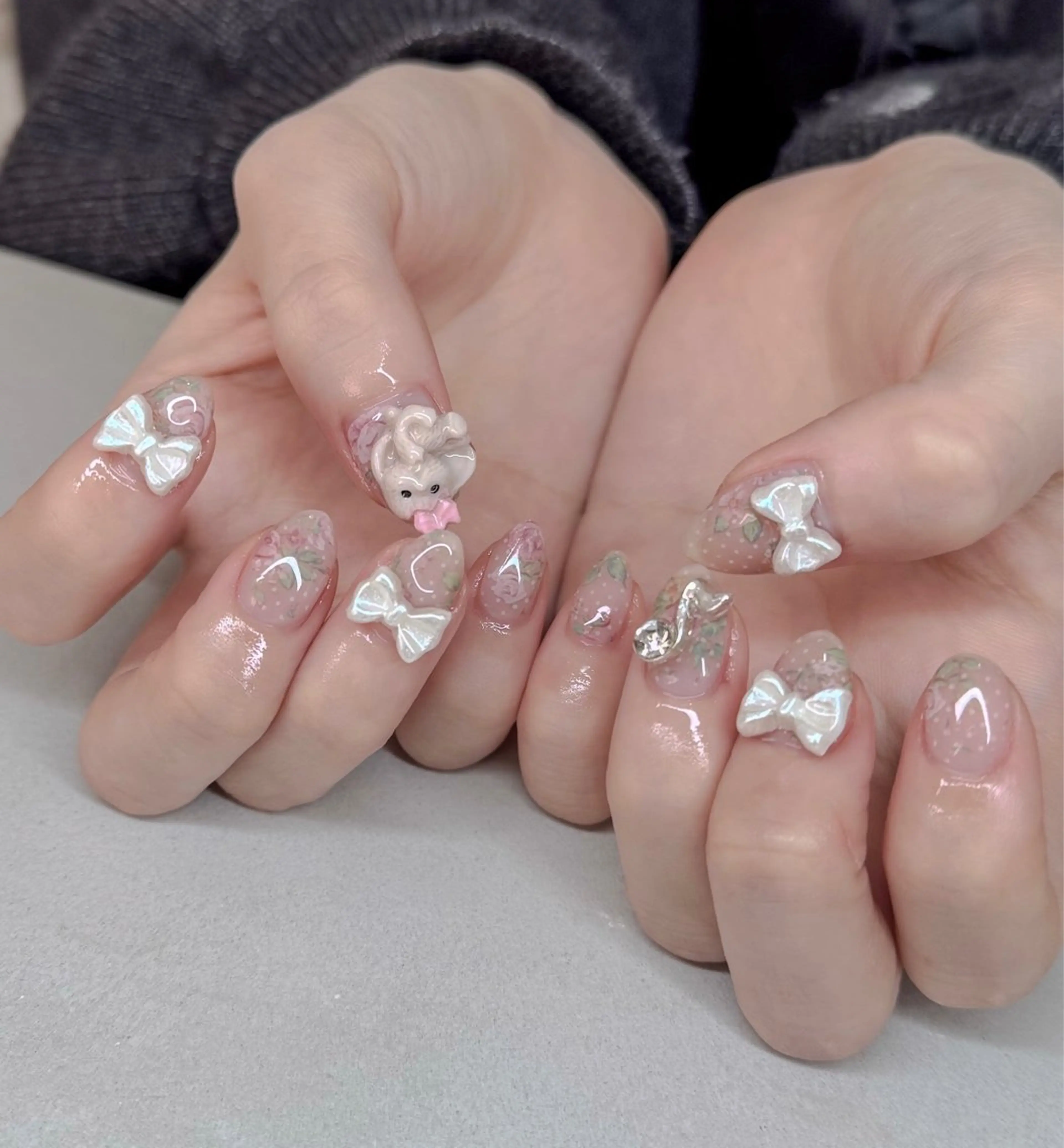 ネイル ハンドネイル ハンドケア num-fi Aiのネイルデザイン