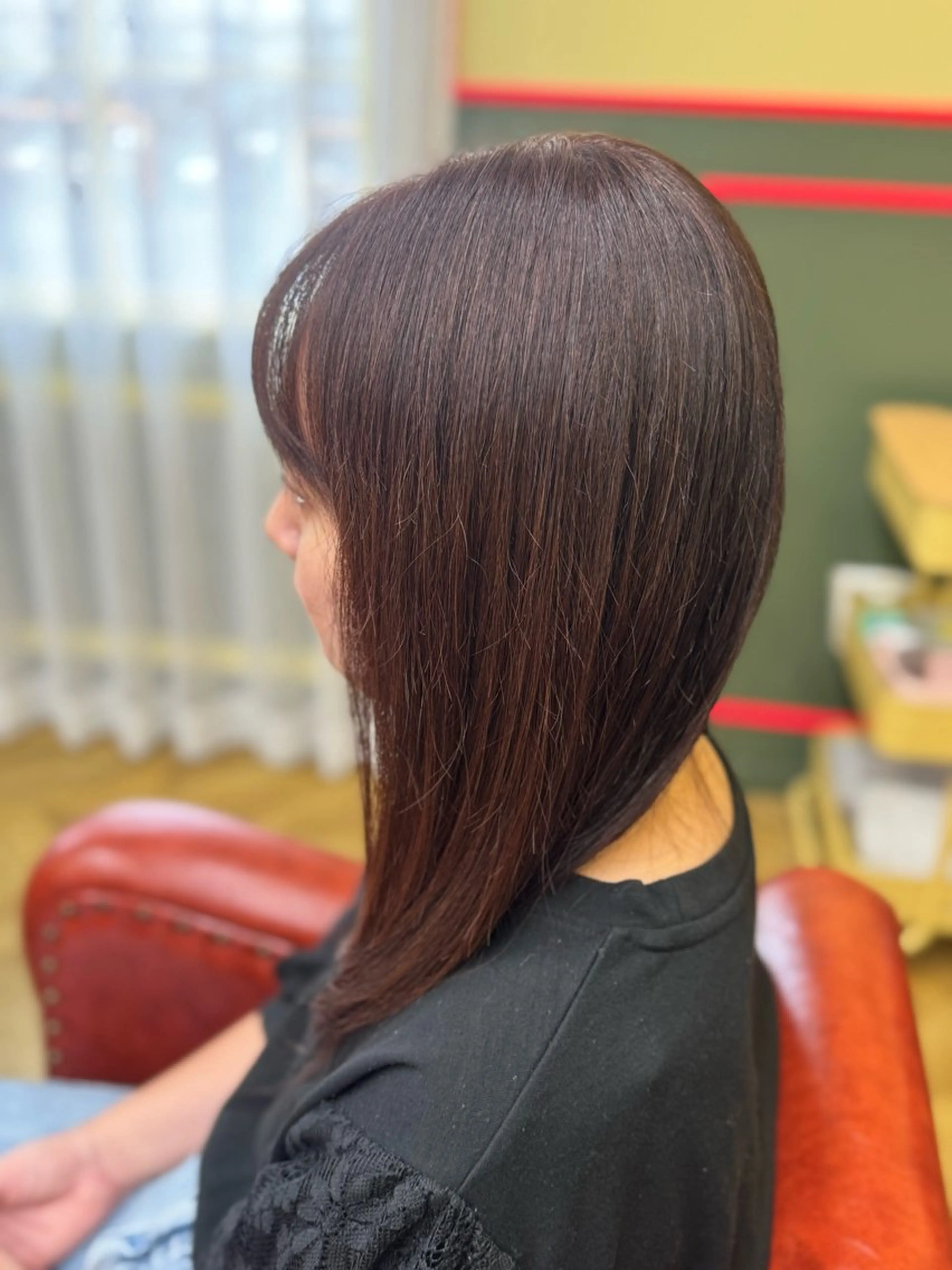 ロング カラー ベージュカラー 米倉 麻衣のヘアスタイル