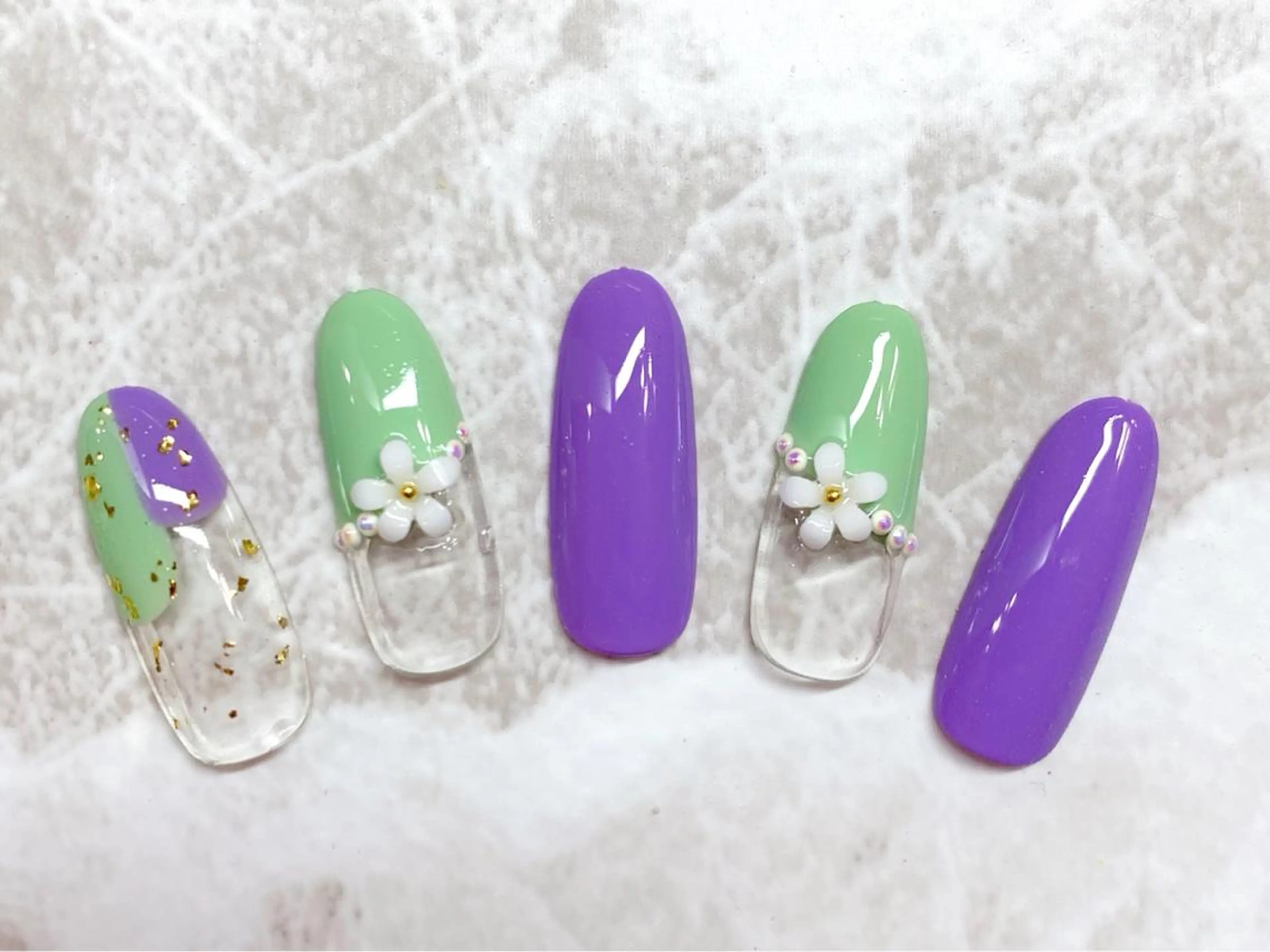 ネイル ハンドネイル マジック ミラーのネイルデザイン