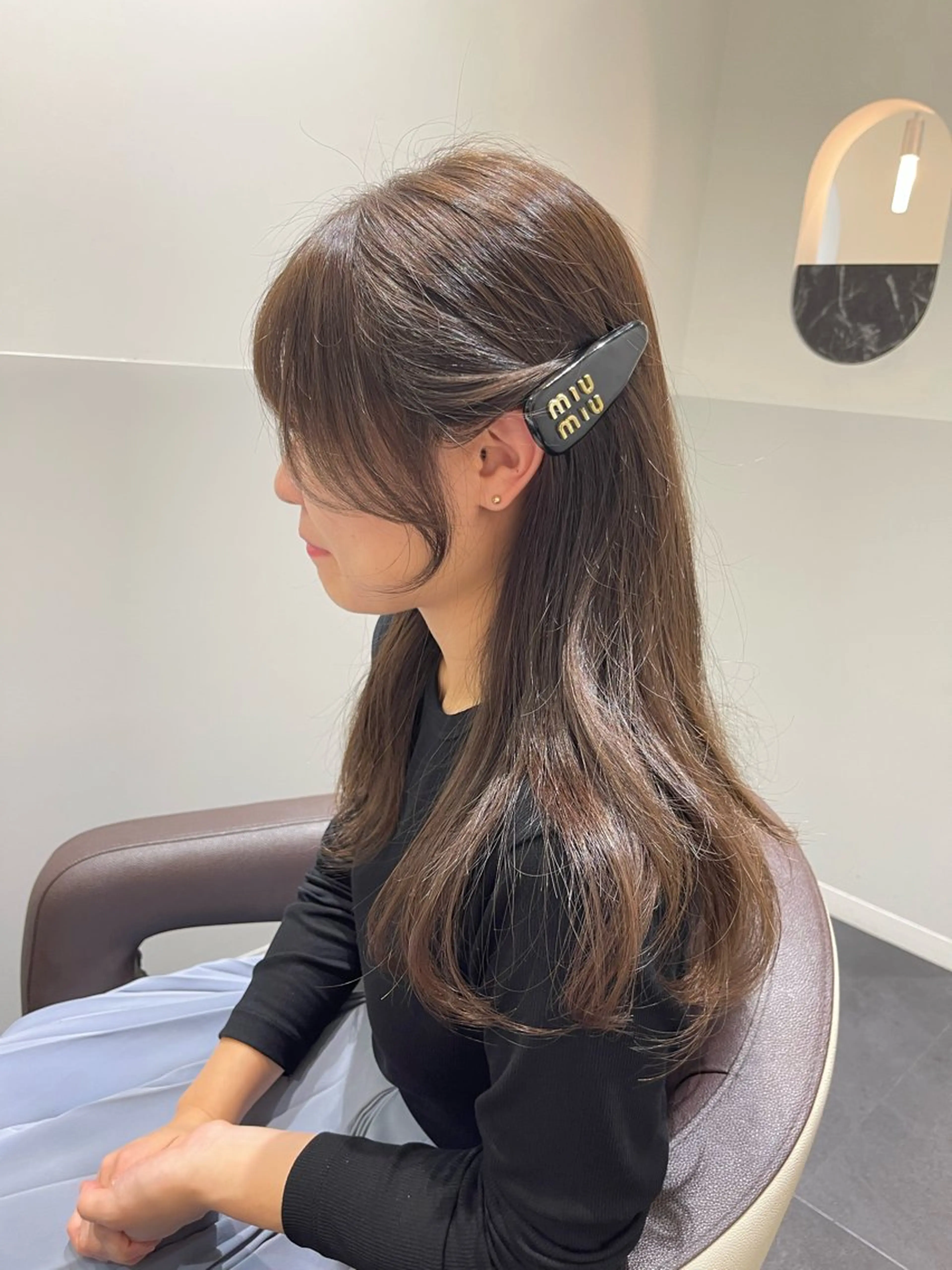 ロング カット ヘアカラー トリートメント 〻ツヤハイトーン🩰 🤍HARUCAのヘアスタイル