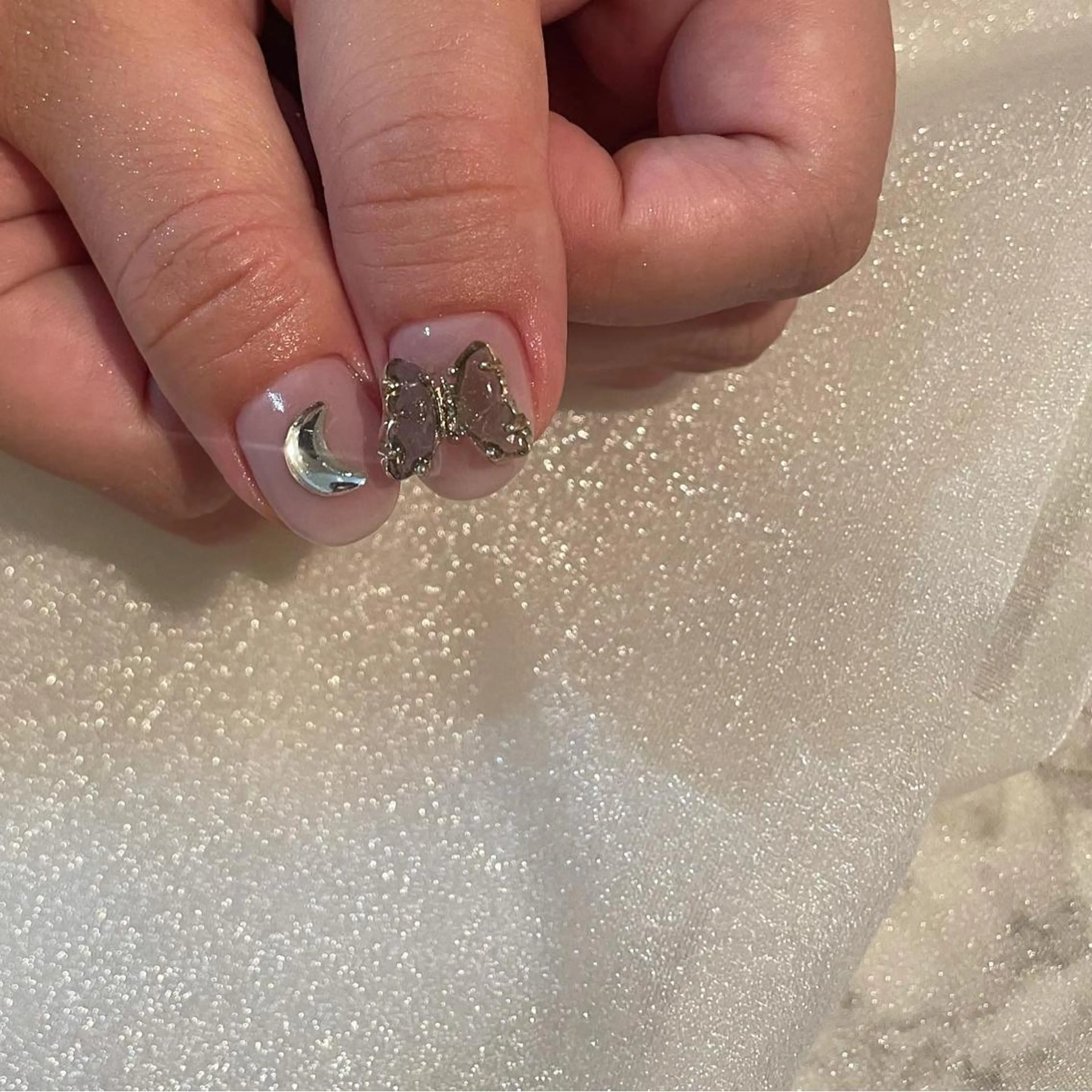 ネイル ガーリー ハンドネイル ハンドケア lyly.nail所属・lylynail YUUKAのネイルデザイン