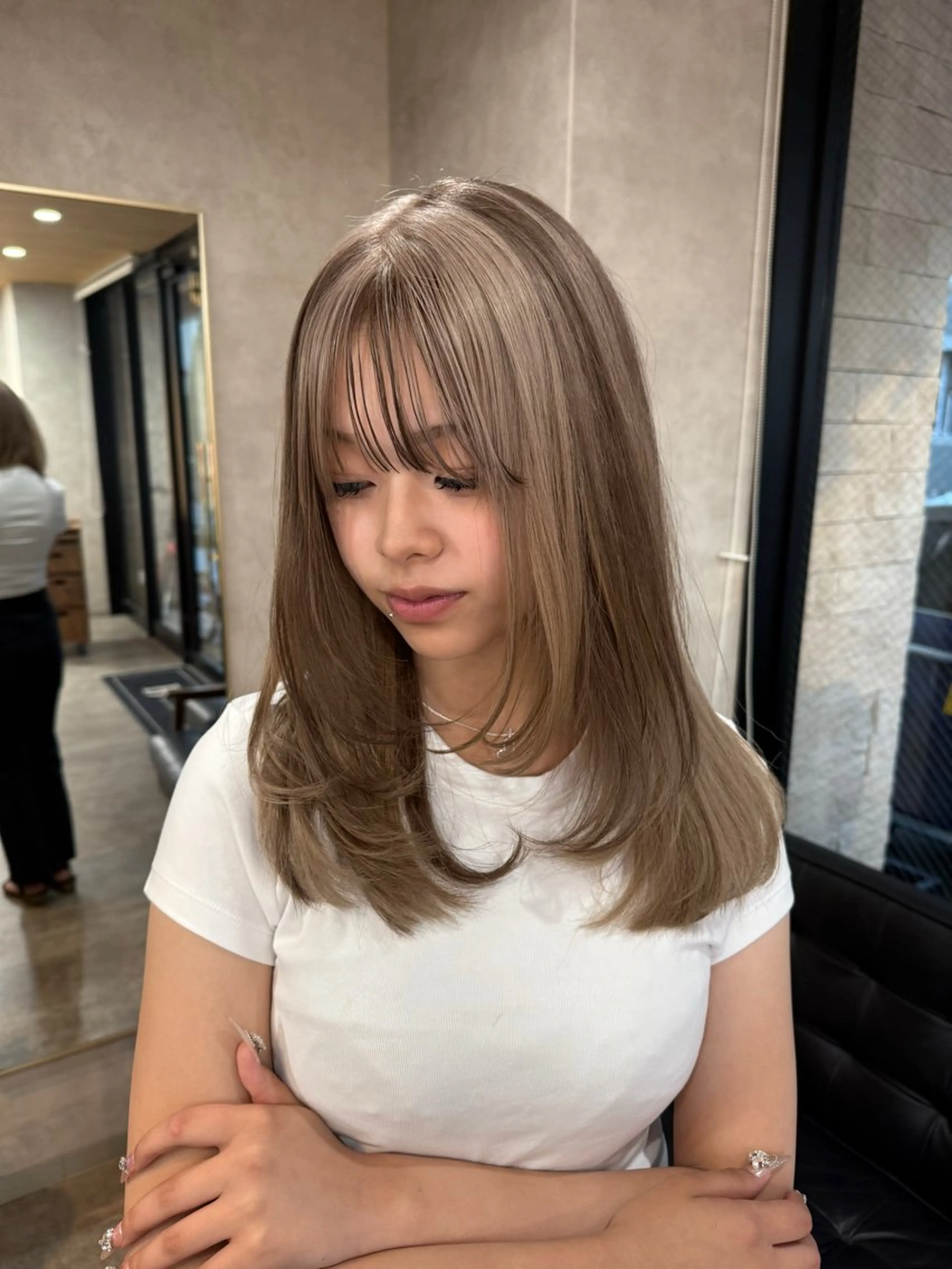 セミロング カラー ブリーチ デザインカラー ヘアカラー トリートメント RIENS aura / ayu ♡のヘアスタイル