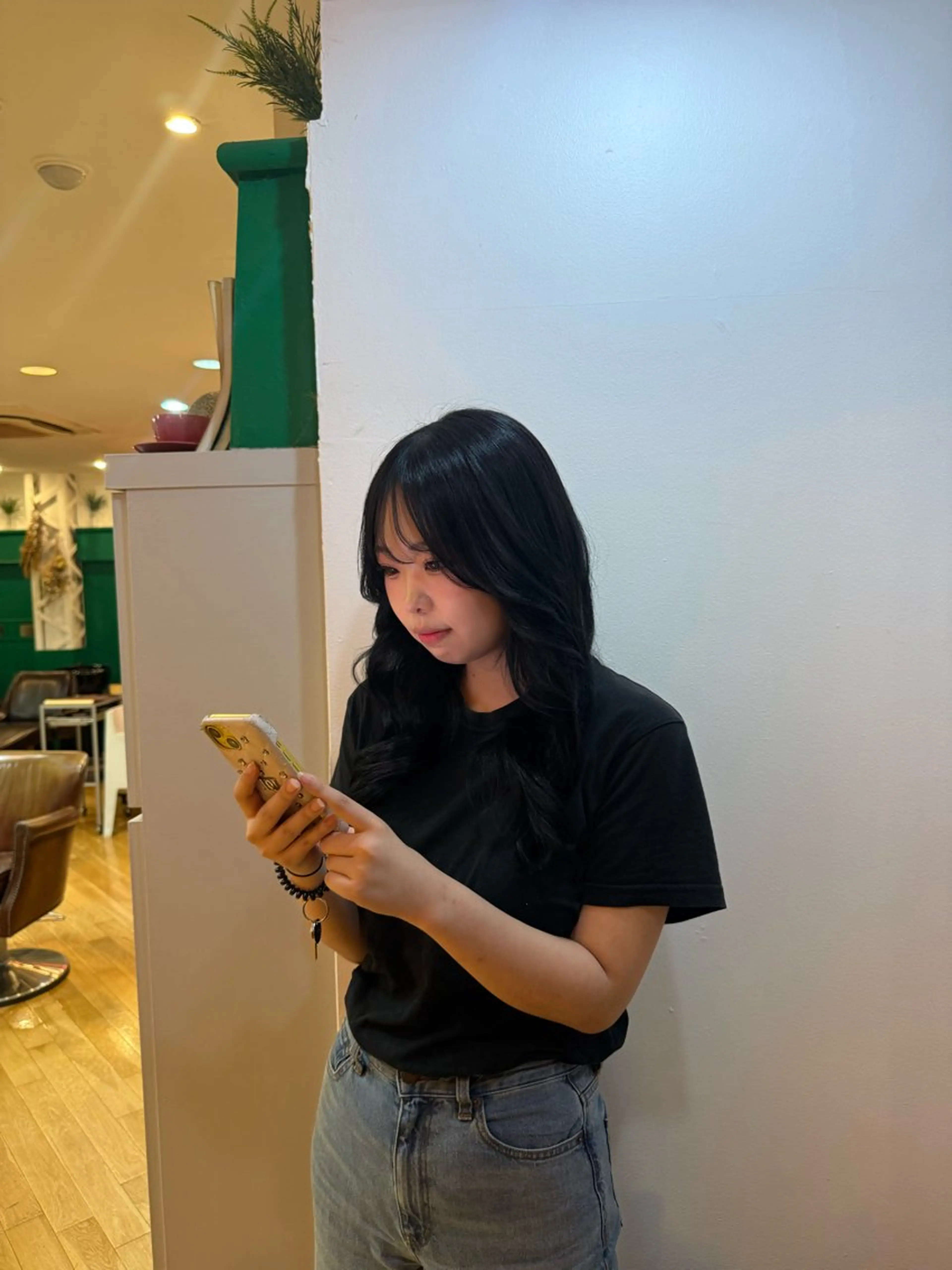 ロング ヘアカラー 八木 琴実のヘアスタイル