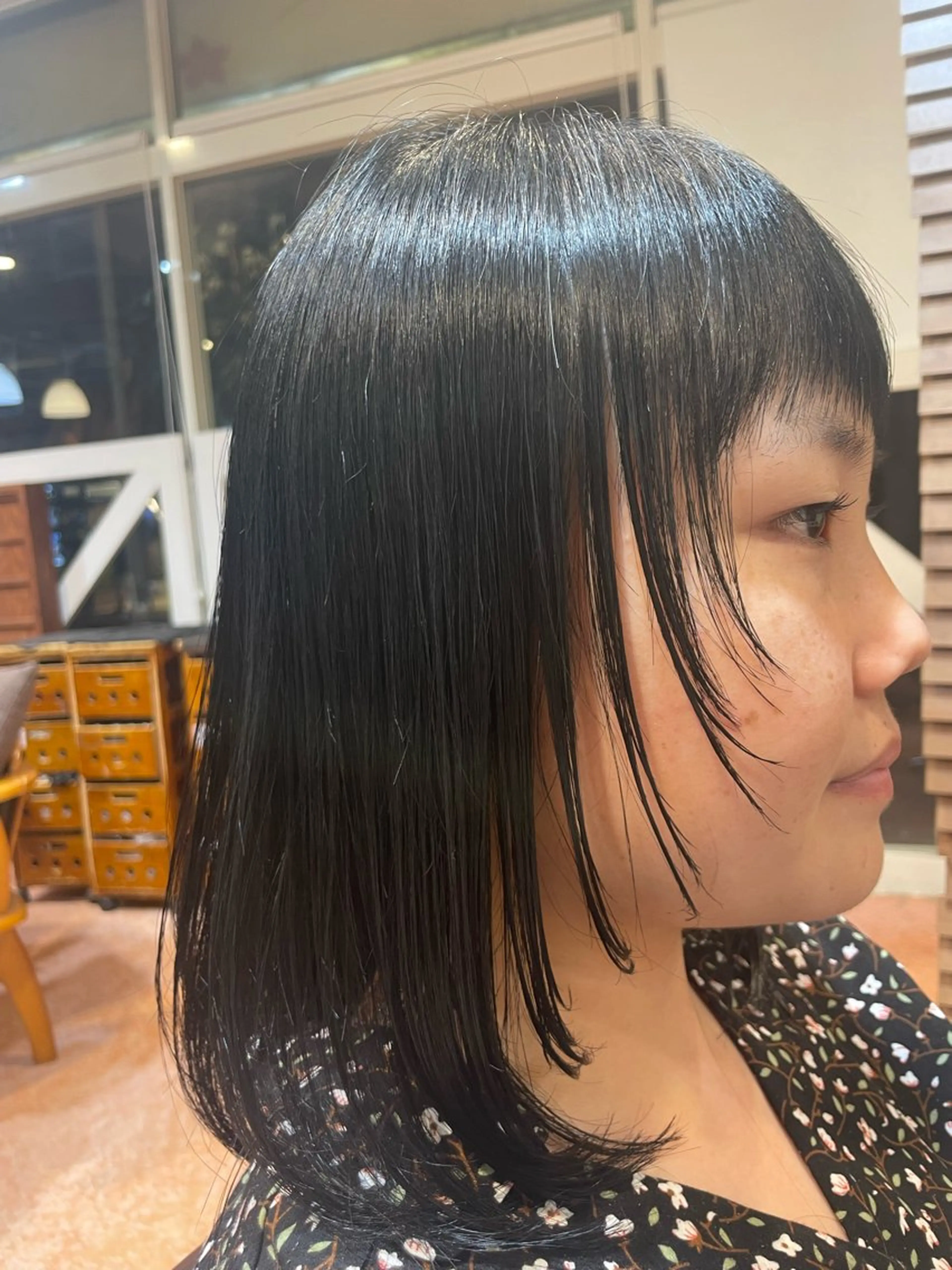ミディアム カラー 顔まわりレイヤー 顔周りカット レイヤーカット ar北千住 あやみのヘアスタイル