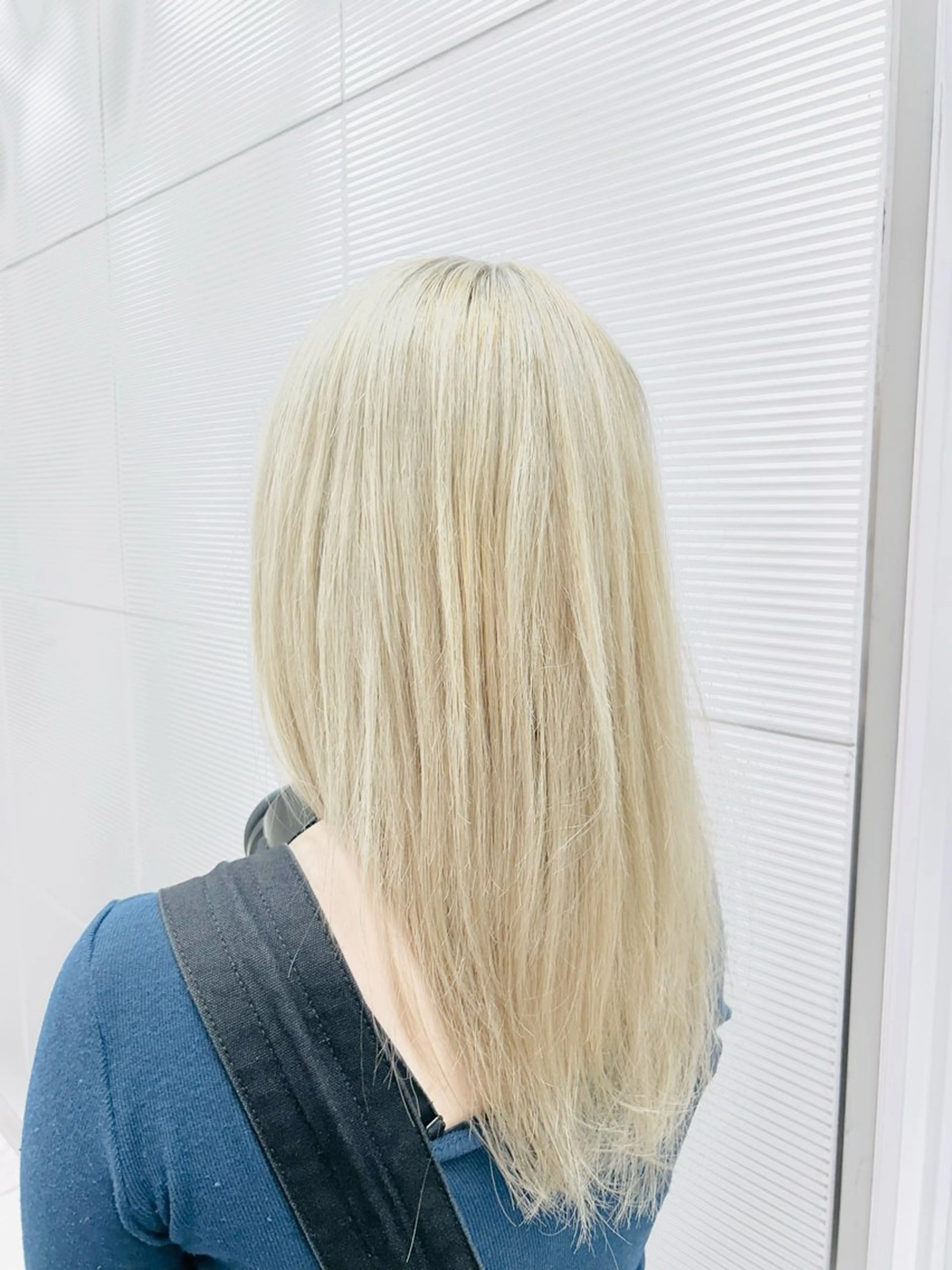 カラー 毛流れパーマ/ Rukiaのヘアスタイル