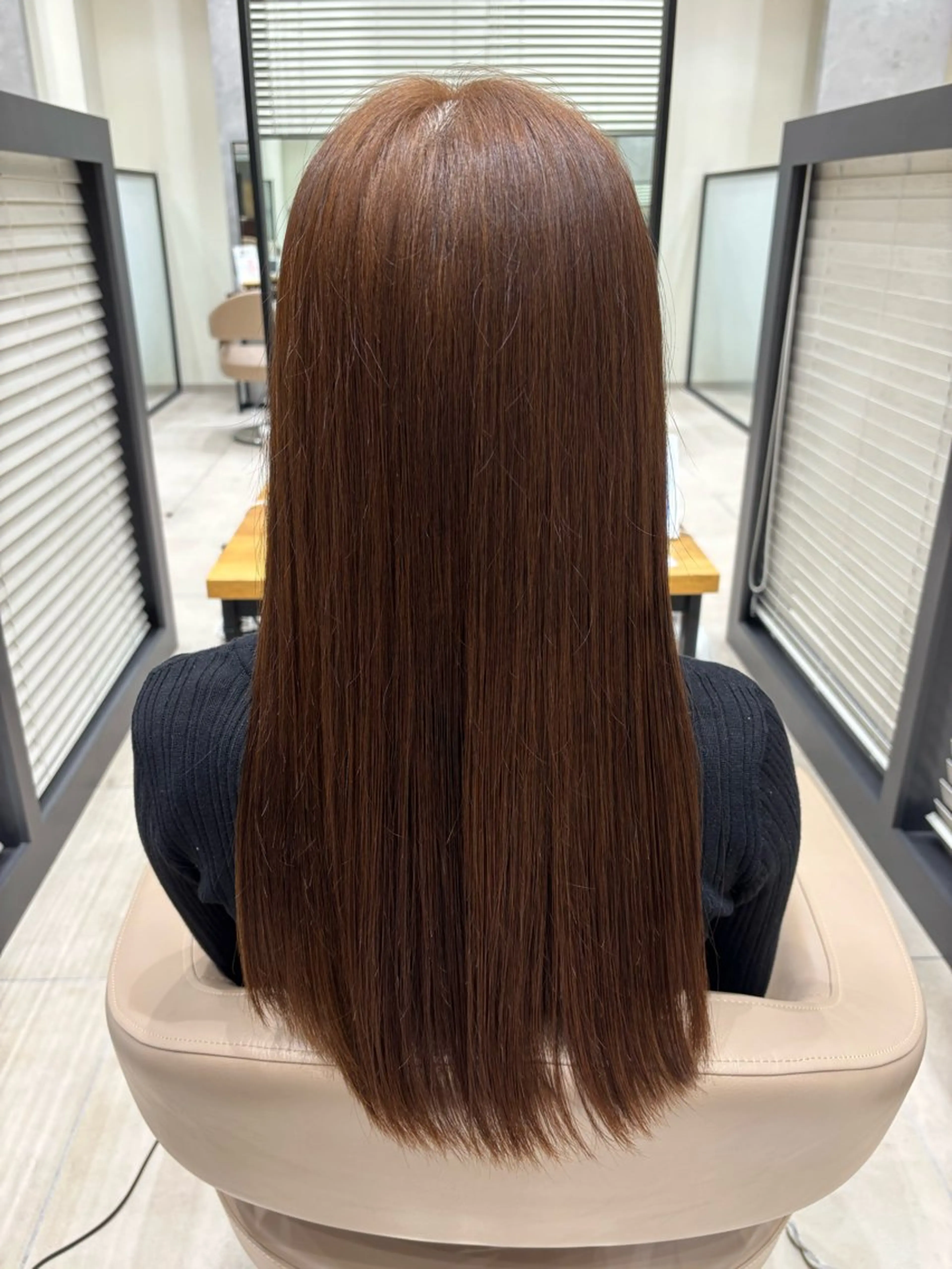 白髪染め　根元のみの写真
