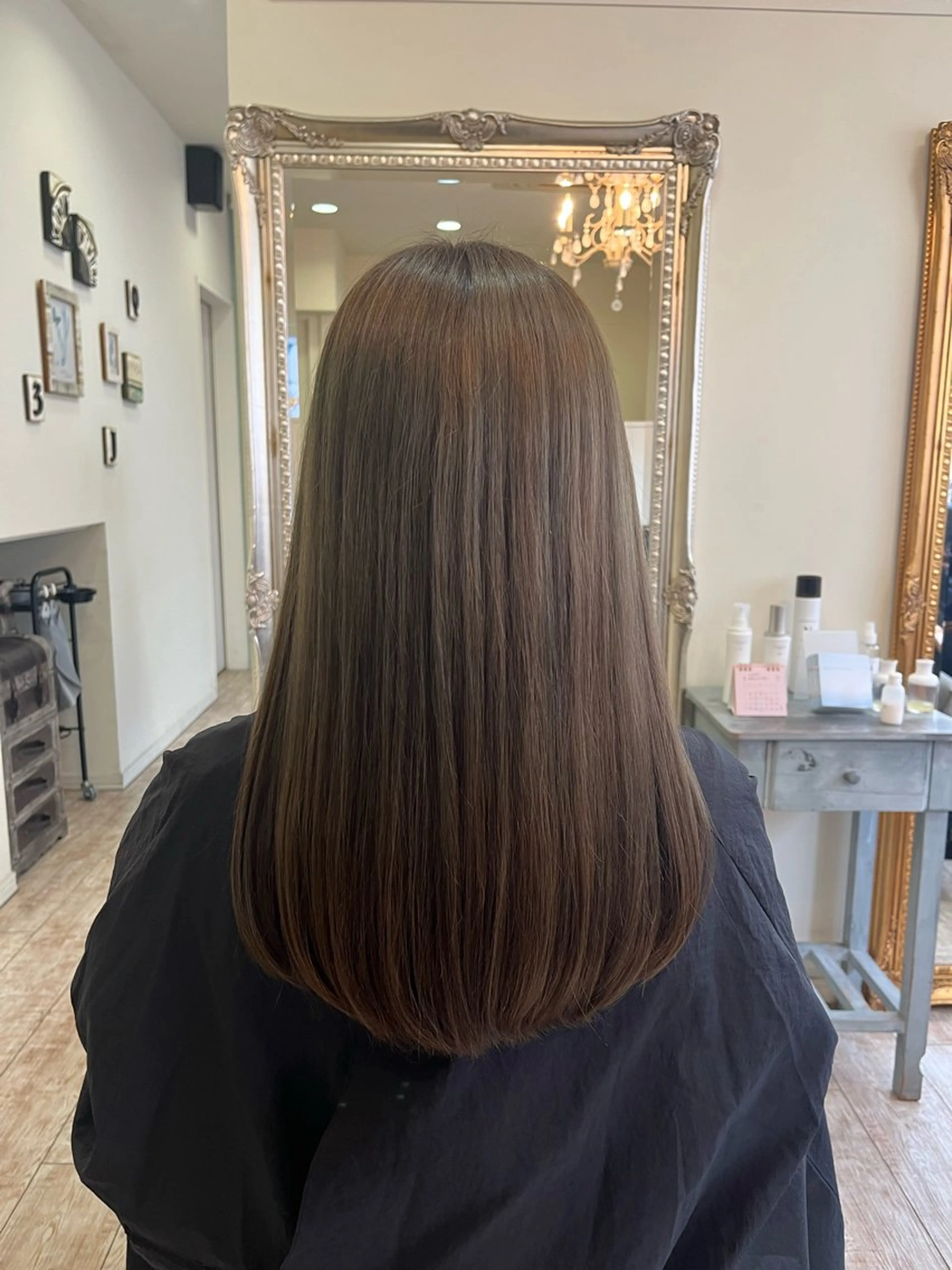 ロング カット ヘアカラー 【艶髪カラー】 omiのヘアスタイル