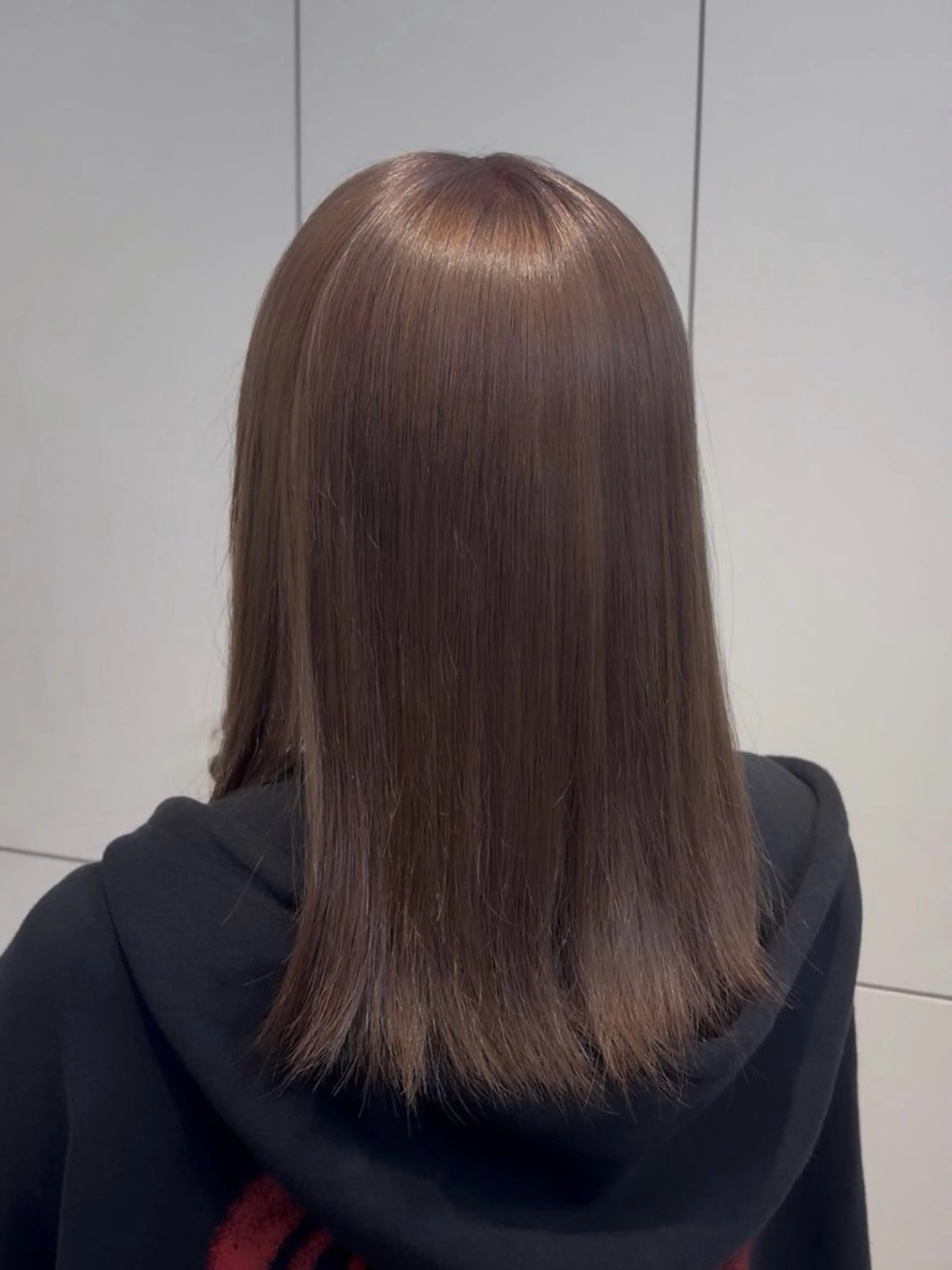 ミディアム カラー ベージュカラー ミルクティーベージュ hina /透明感艶カラー✨️のヘアスタイル