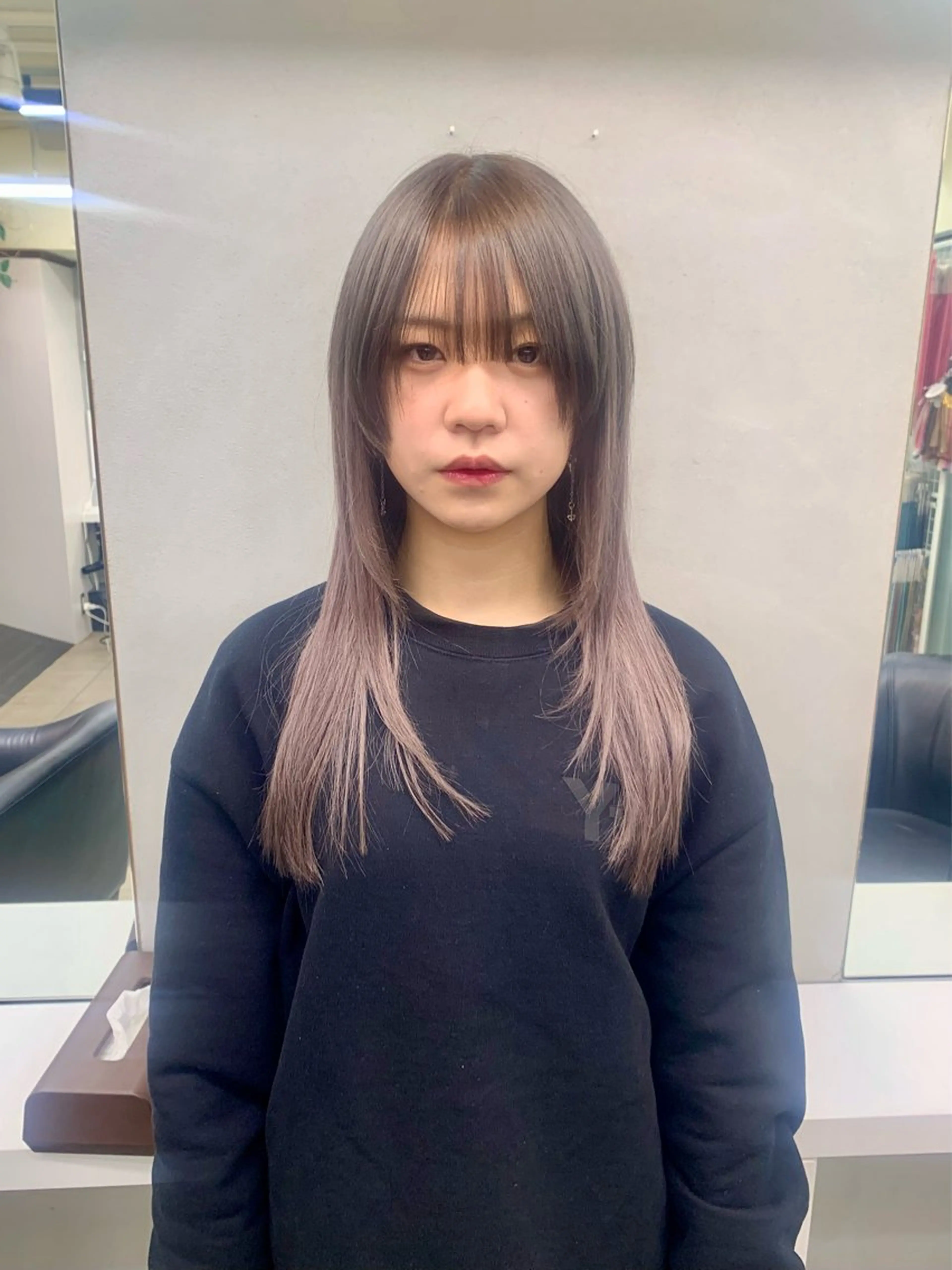 【✔💯ハイトーンでオシャレお姉さん💯】【✨️ケアブリーチ使用✨️】ダブルカラー+シールエクステ60枚✨💇‍♀️の写真