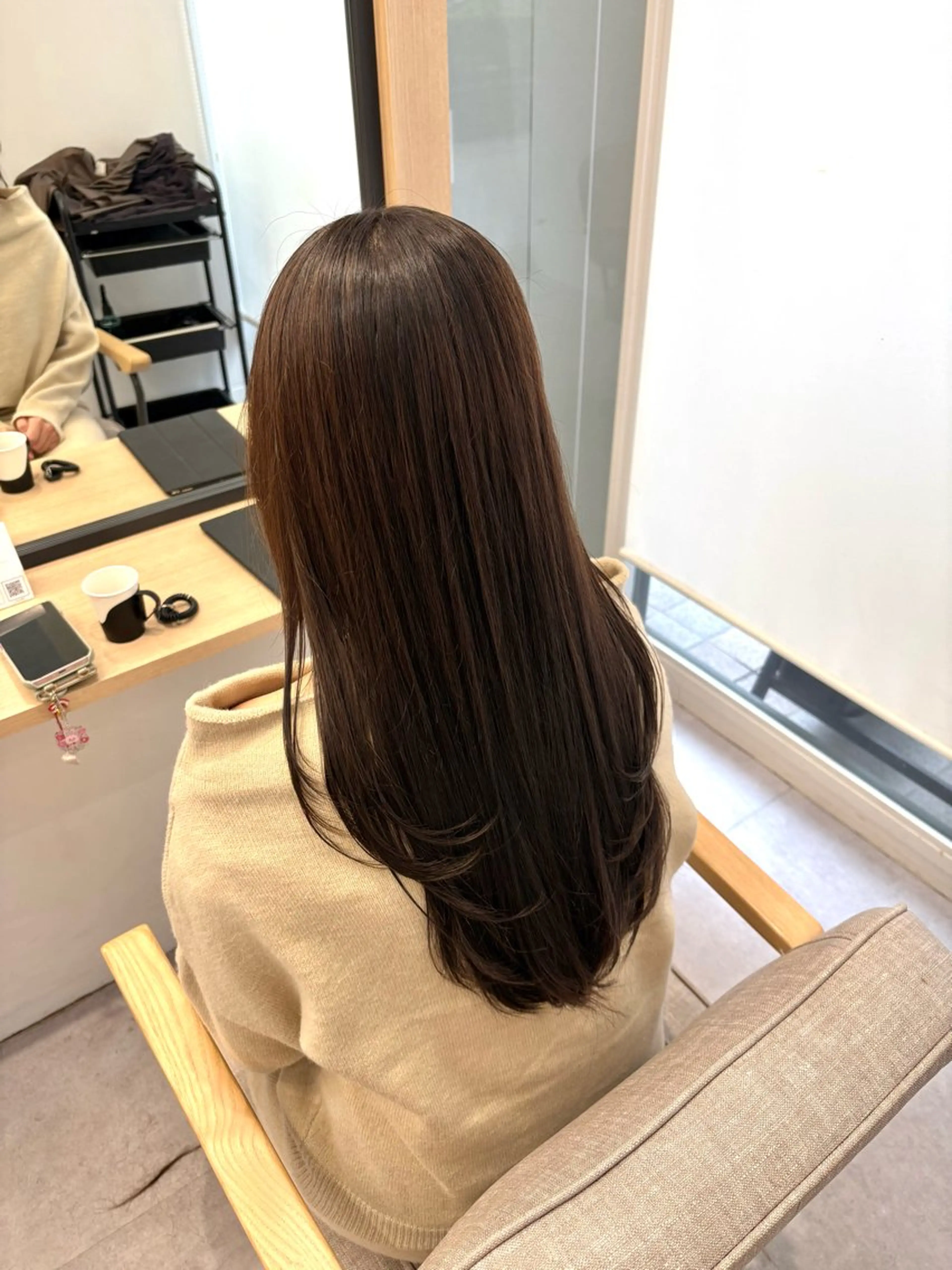 ロング カラー レイヤーカット カット ヘアカラー 縮毛矯正 サイトウ ユリコのヘアスタイル