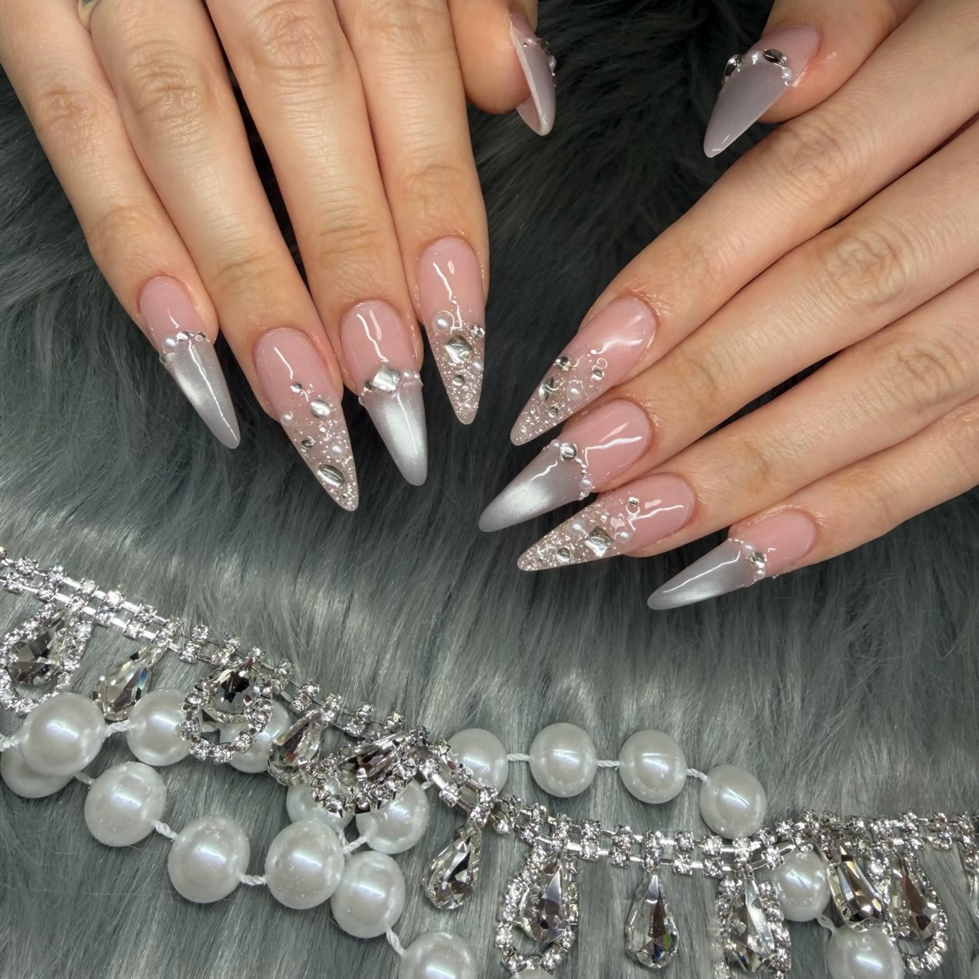 ネイル フレンチネイル ジェルネイル 韓国ネイル ロングネイル マグネットネイル ハンドネイル Nail Salon Growのネイルデザイン