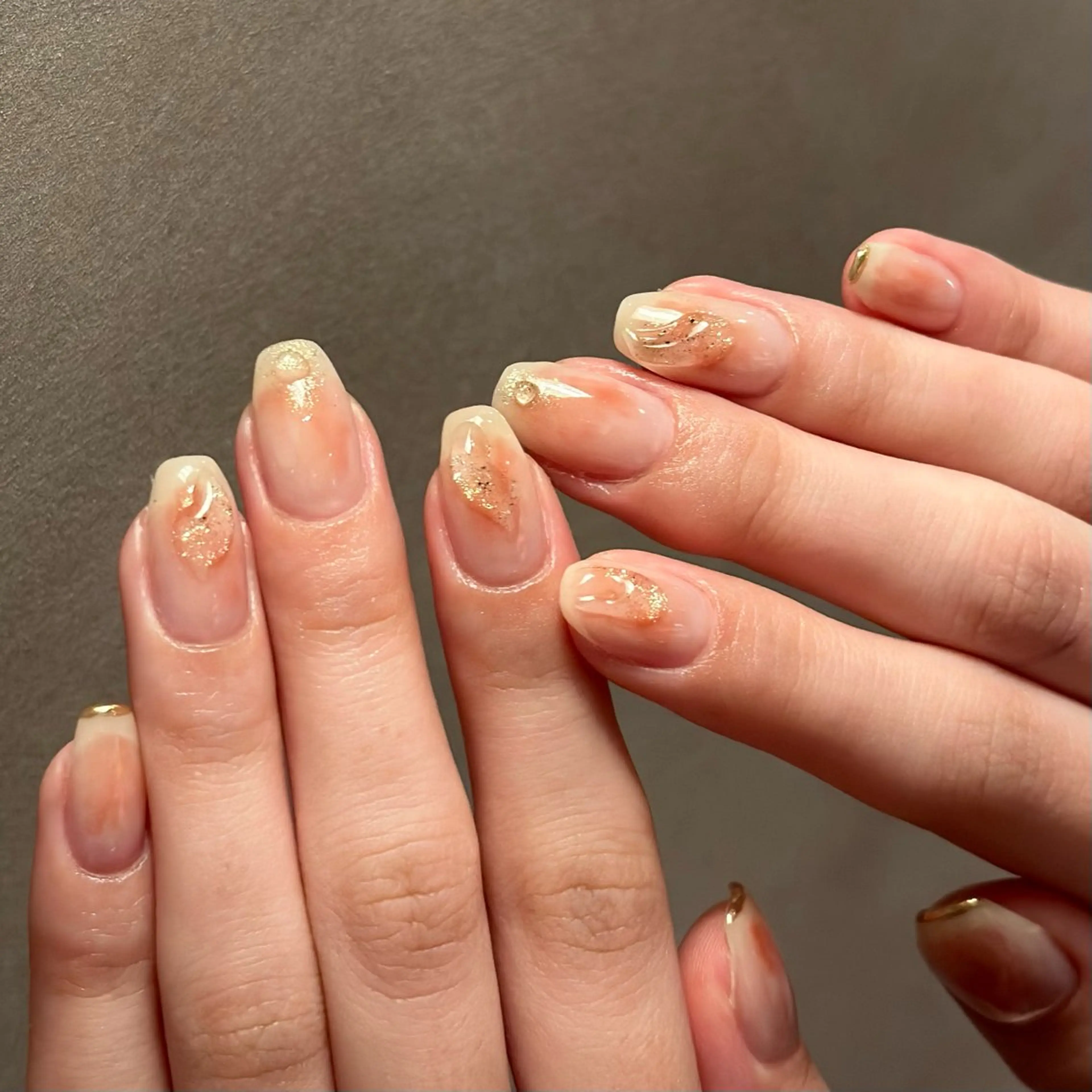 ネイル ニュアンスネイル aoi .のネイルデザイン