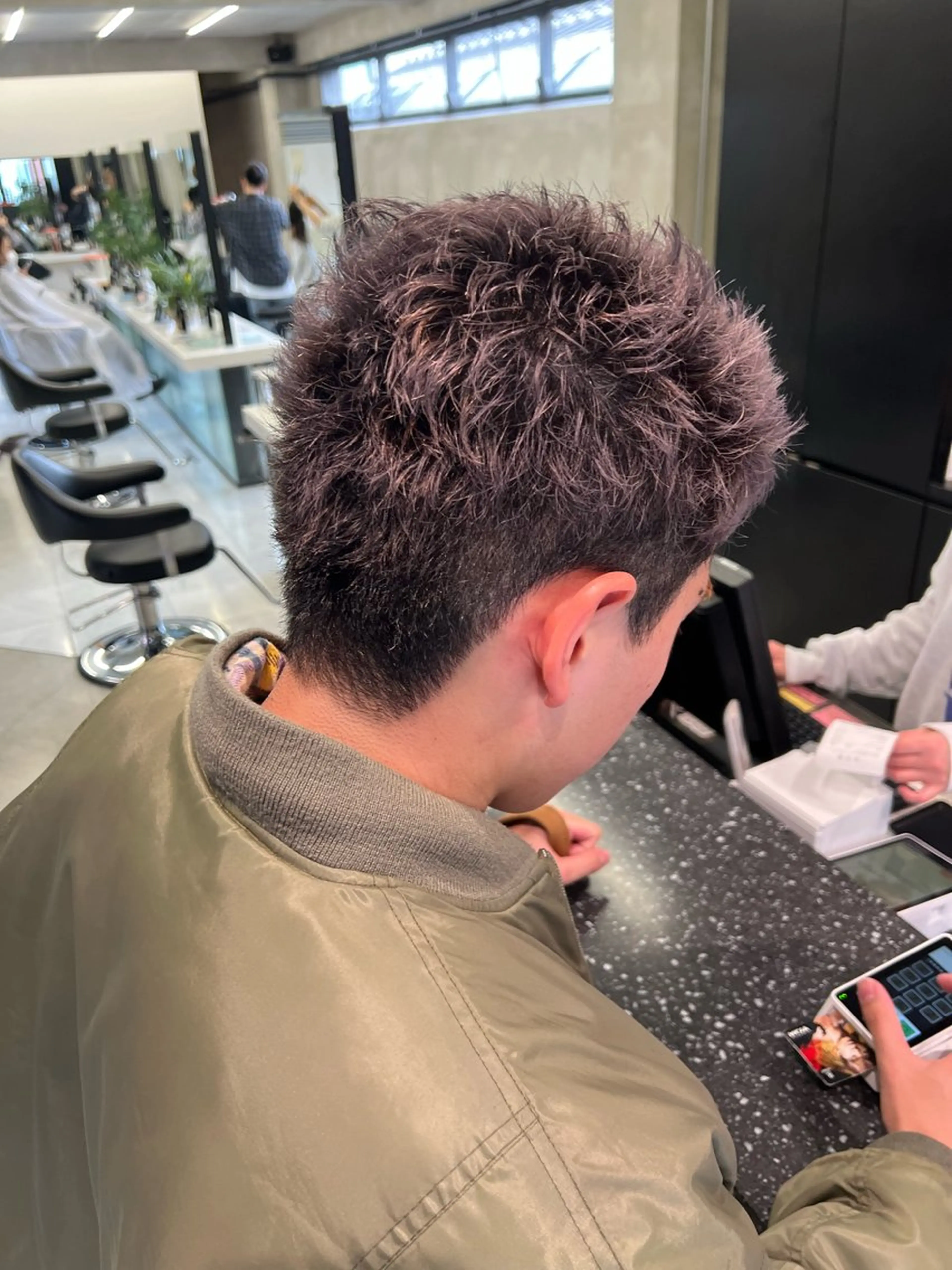 ショート カラー メンズ メンズハイトーン ハイトーンカラー ヘアカラー ハイライト/白髪ぼか し/臼田さりな🌹のヘアスタイル