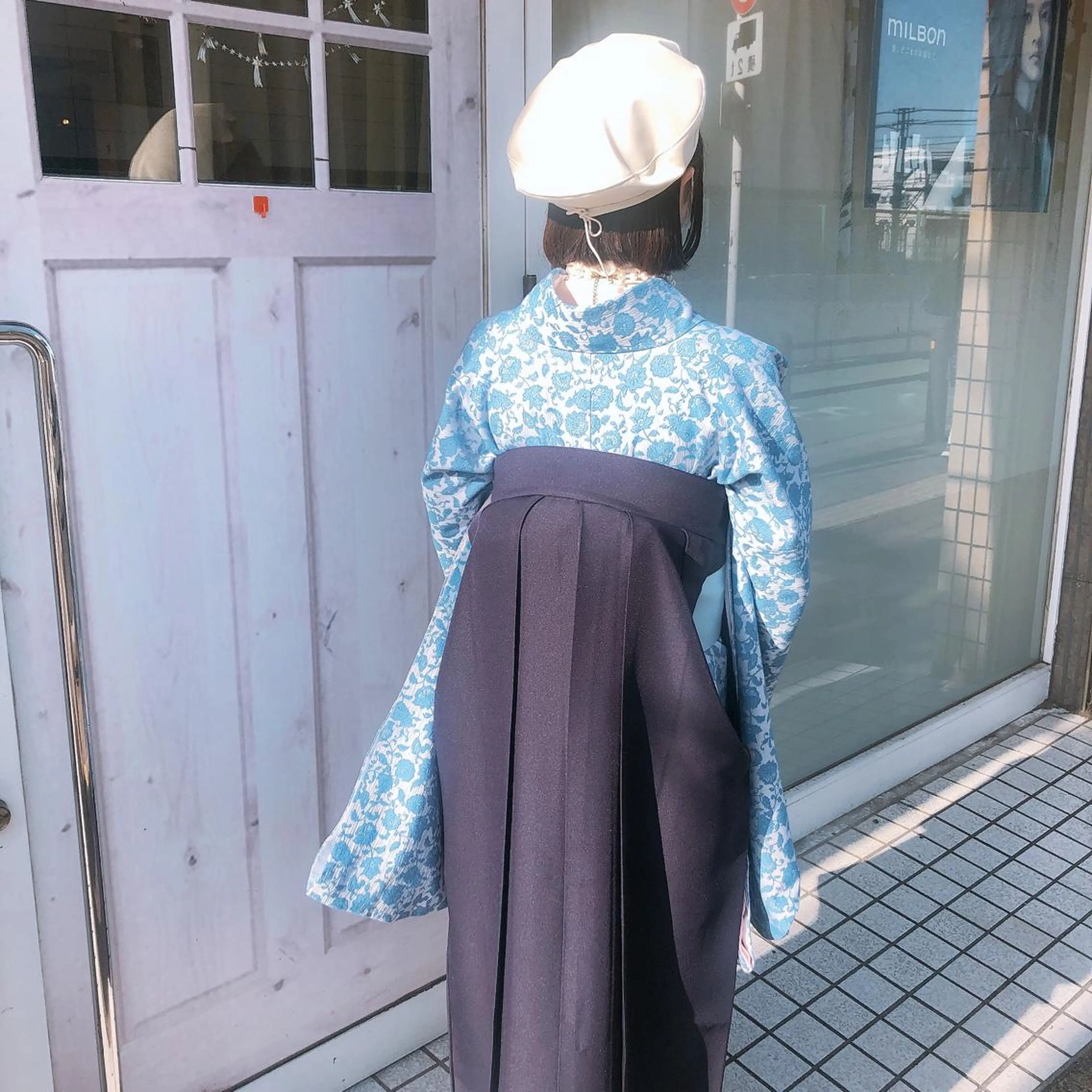 袴着付け ヘアセットも可能です。➕4950円になりますの写真