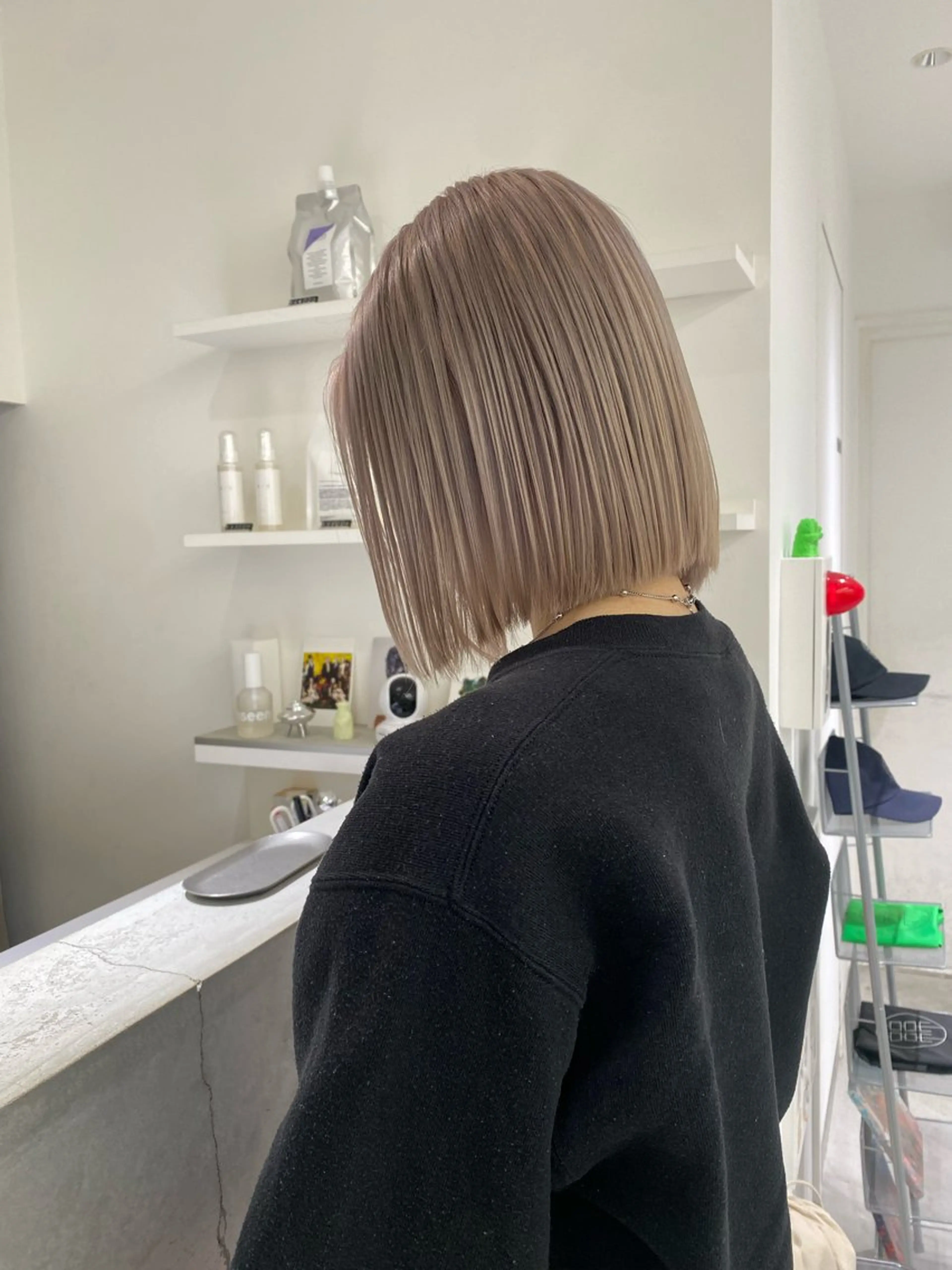 ミディアム カラー バレイヤージュ ベージュカラー ブリーチ ケアブリーチ ダブルカラー カット ヘアカラー トリートメント okumura makiのヘアスタイル