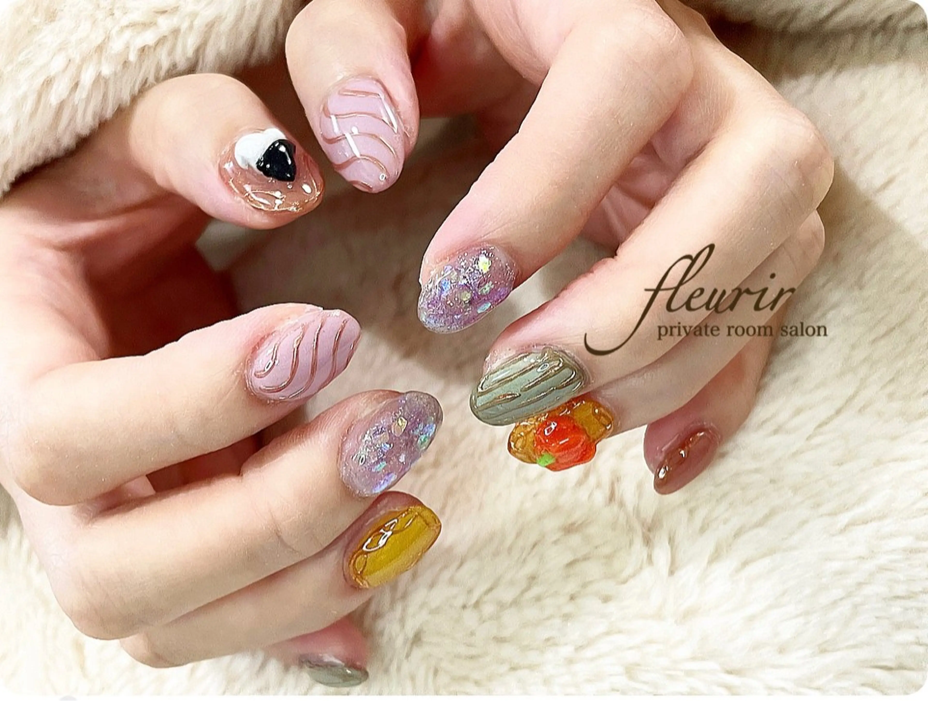 ネイル ホログラムネイル キラキラネイル フルリール 【プライベートサロンのネイルデザイン