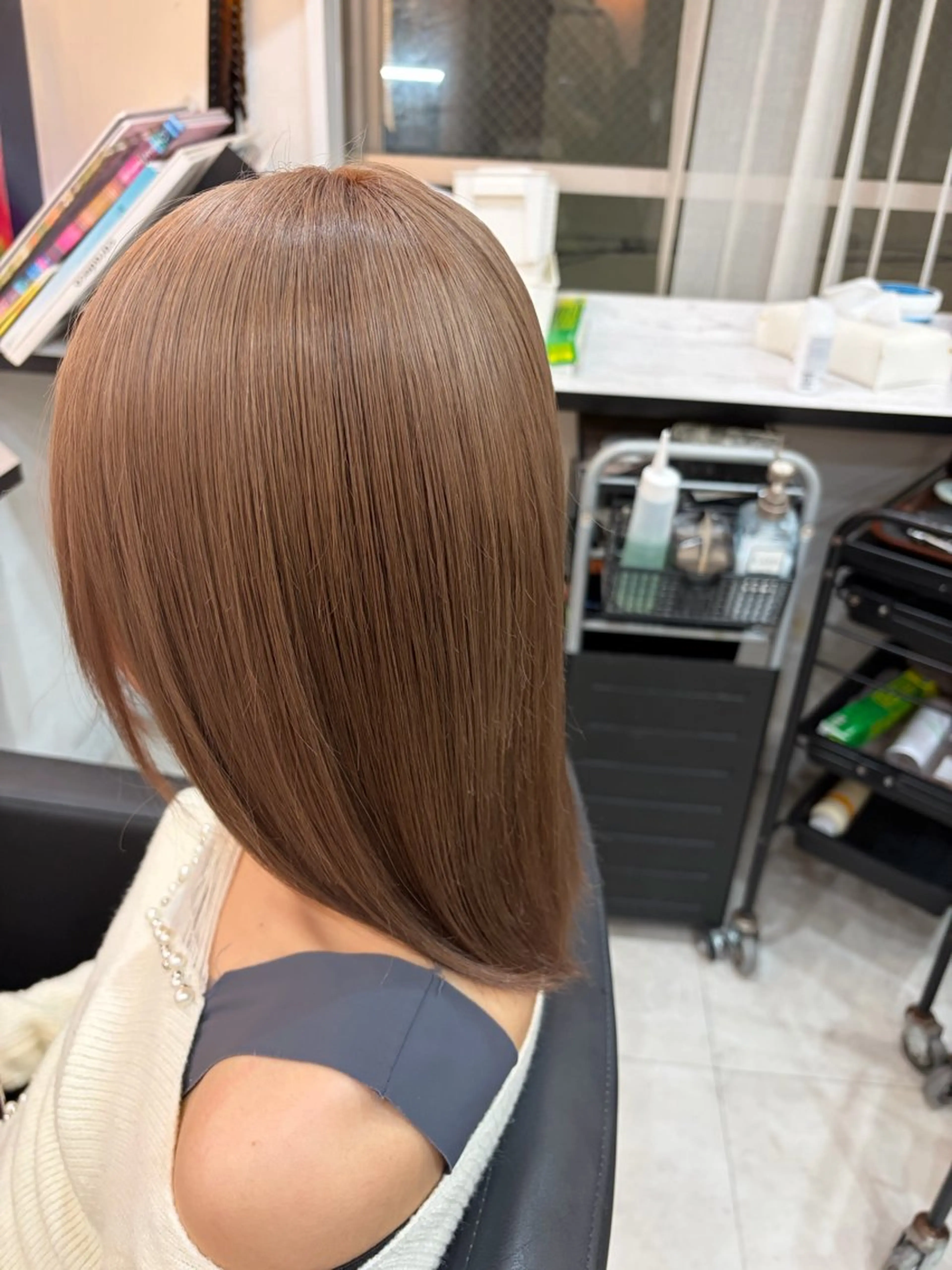 ミディアム 高落 陽菜のヘアスタイル