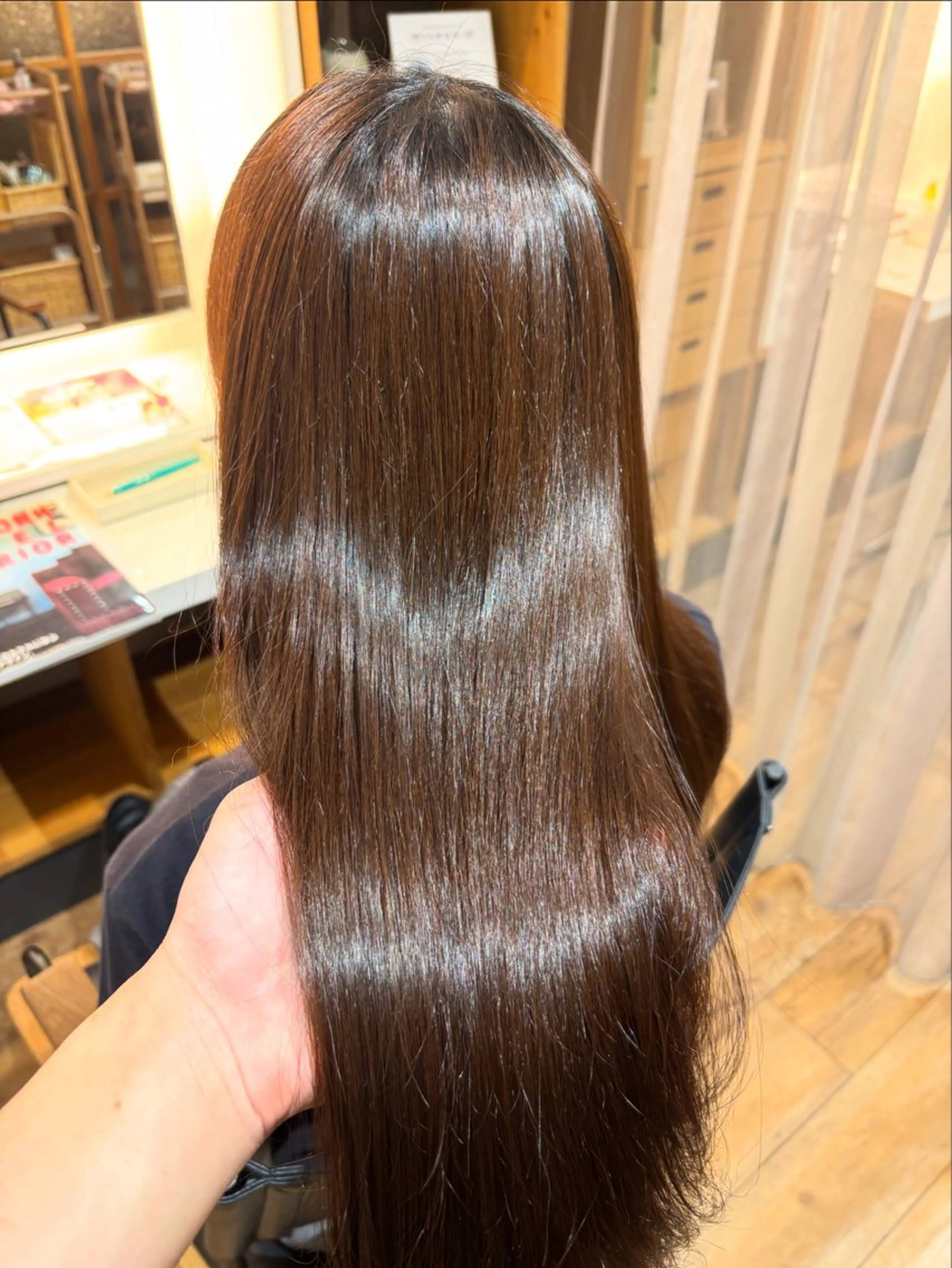 セミロング 杉田 礼のヘアスタイル