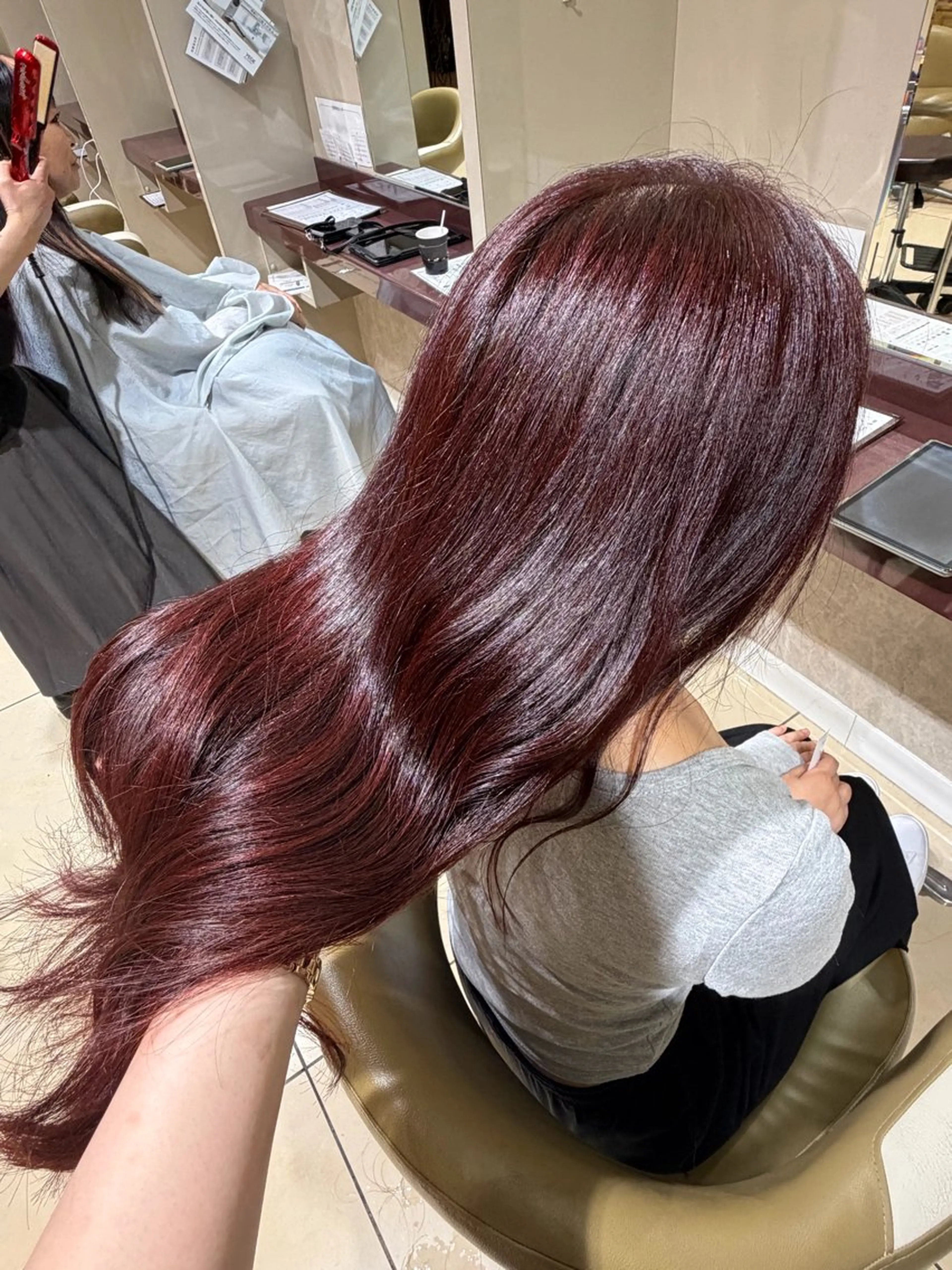 カラー ヘアカラー 川本 桃華のヘアスタイル