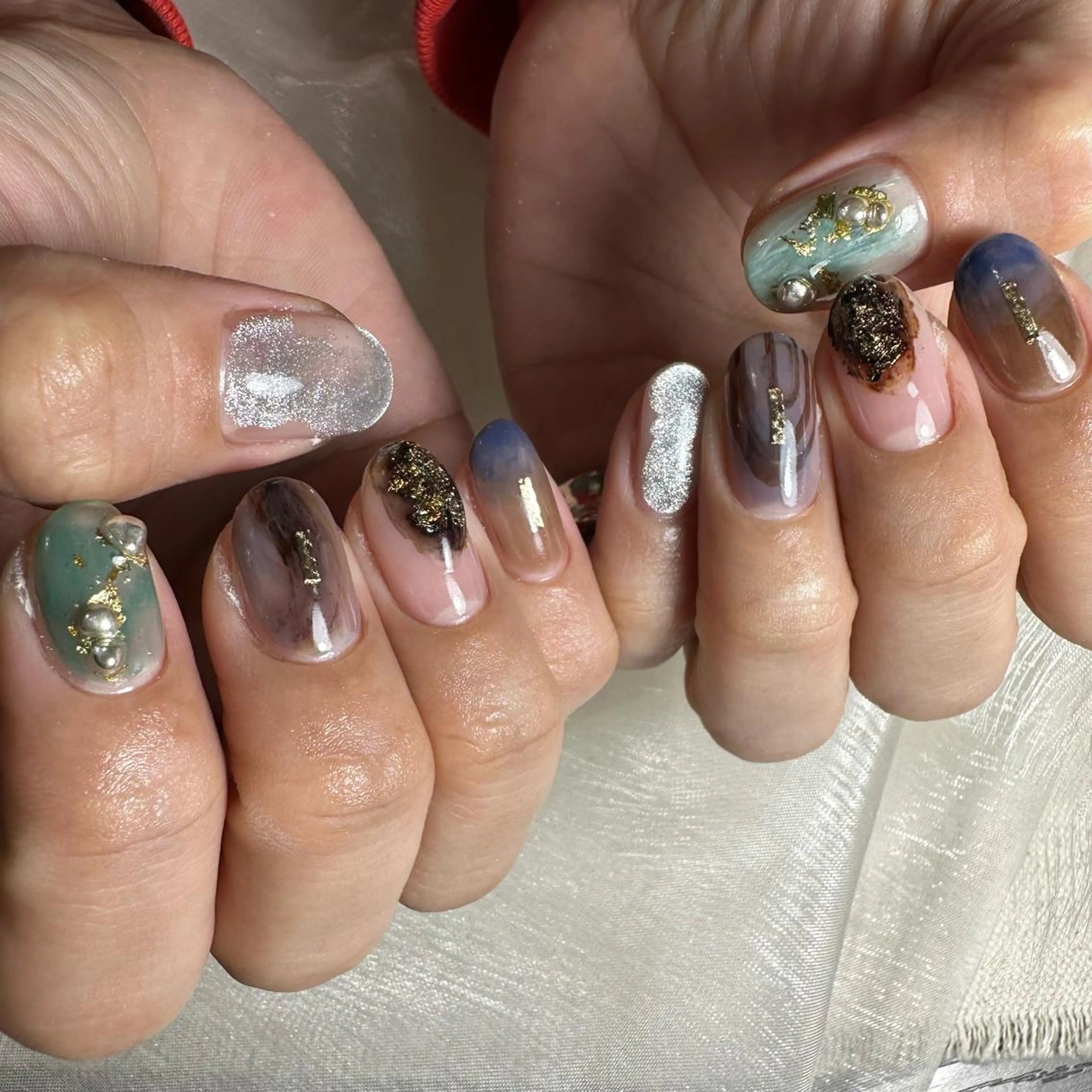 ネイル ハンドネイル 里見 麗のネイルデザイン