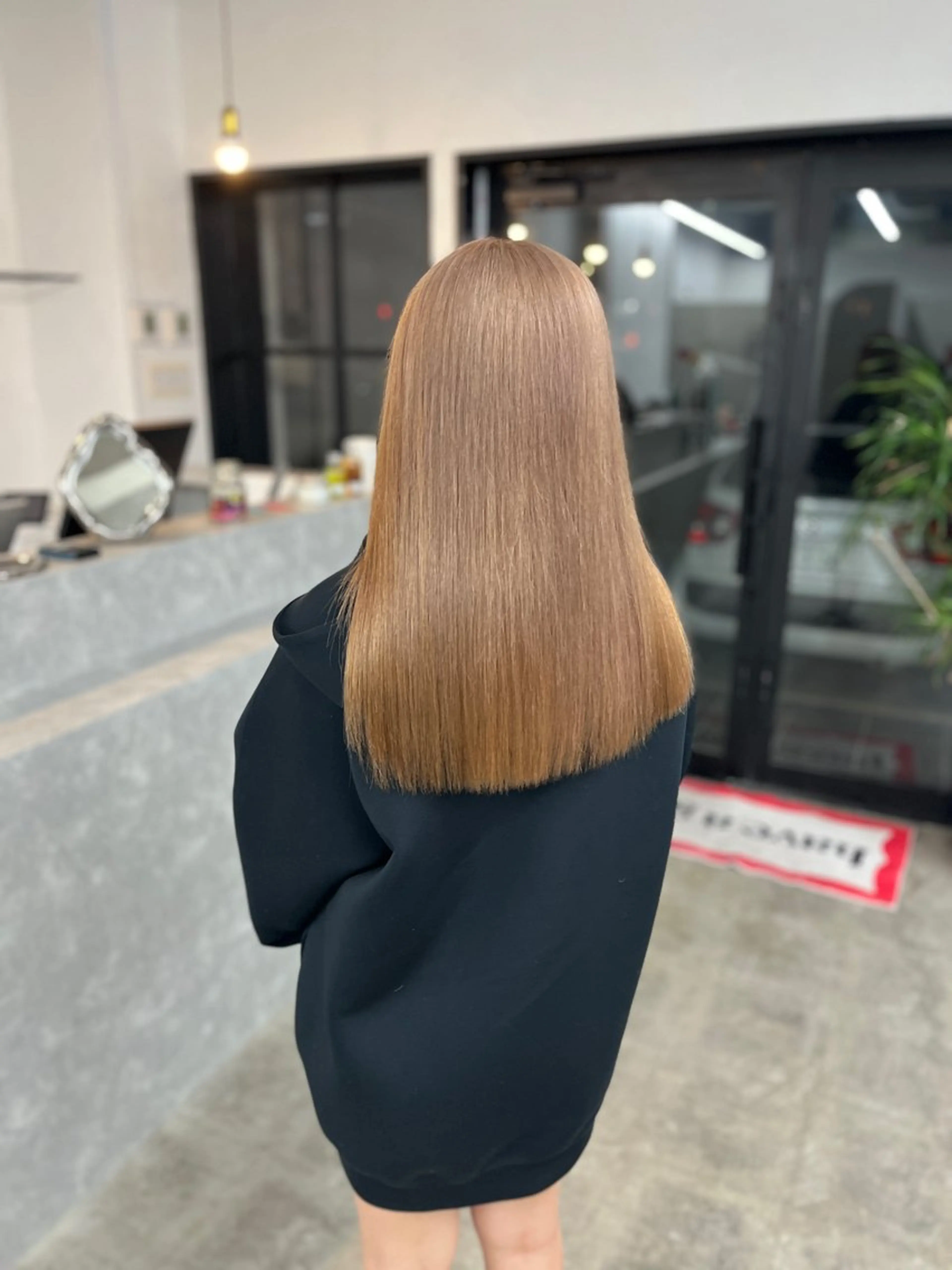 ロング miloc naha ナナカのヘアスタイル