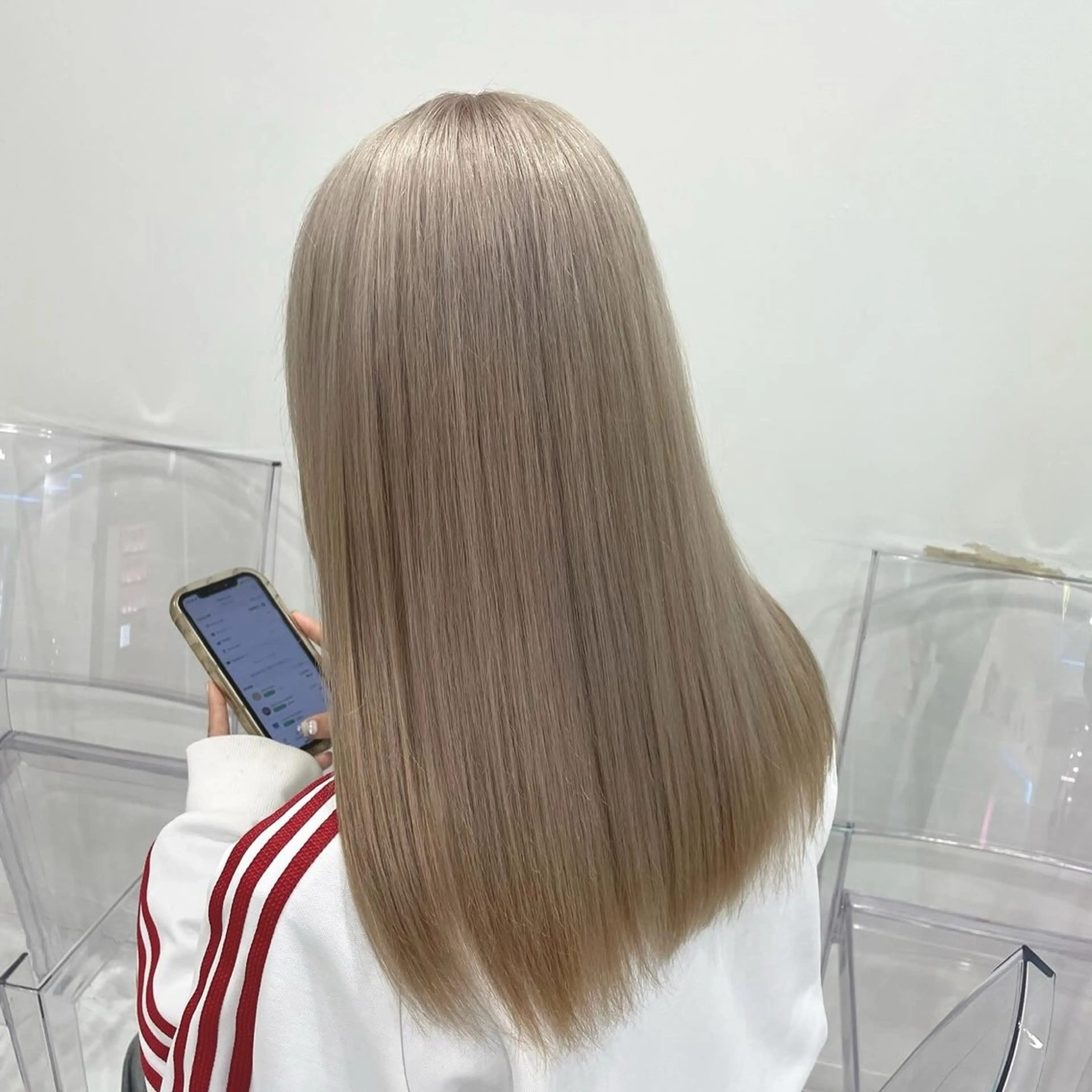 ロング カラー ハイトーン/韓国 レイヤー/るか🎀のヘアスタイル