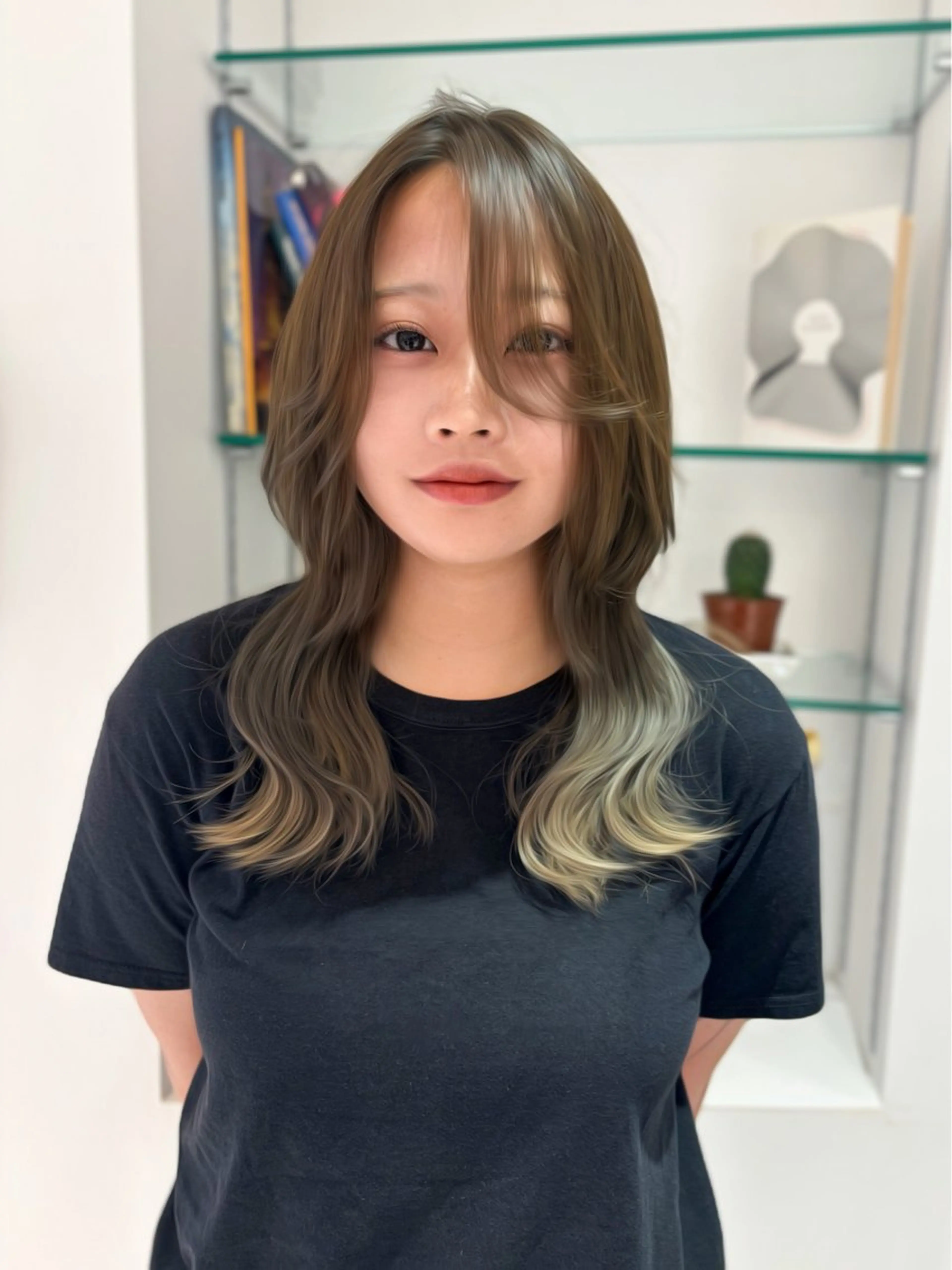 セミロング カラー ベージュカラー オリーブベージュ レイヤーカット 似合わせカット カット ヘアカラー トリートメント 💐レイヤー/透明感 カラー💐智口彩香のヘアスタイル