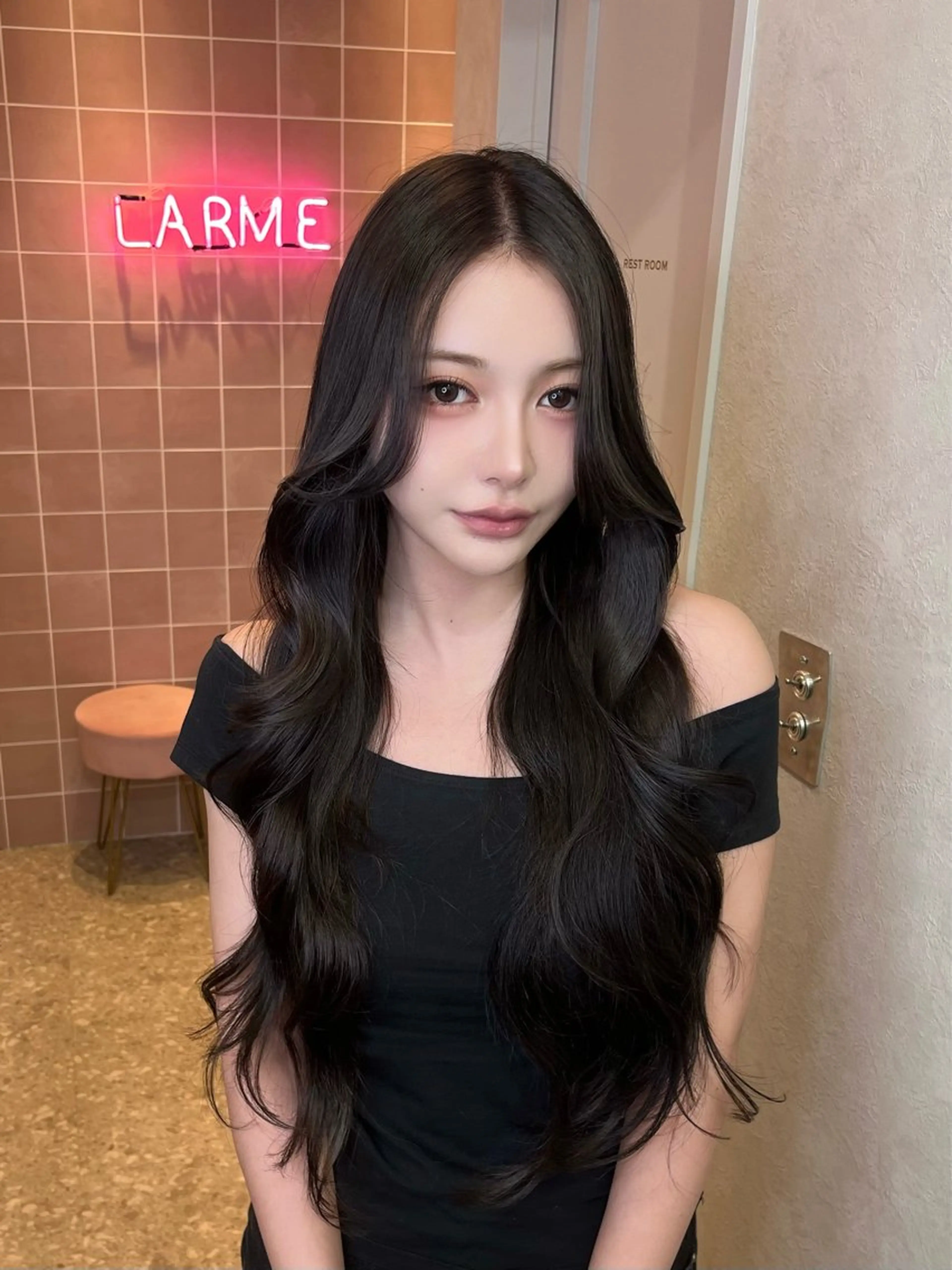 ロング カラー シールエクステ ブリーチ 透明感カラー ダブルカラー エクステ カット ヘアカラー トリートメント エクステ 韓国ハッシュカット/ 新宿/髪質改善/岡崎のヘアスタイル
