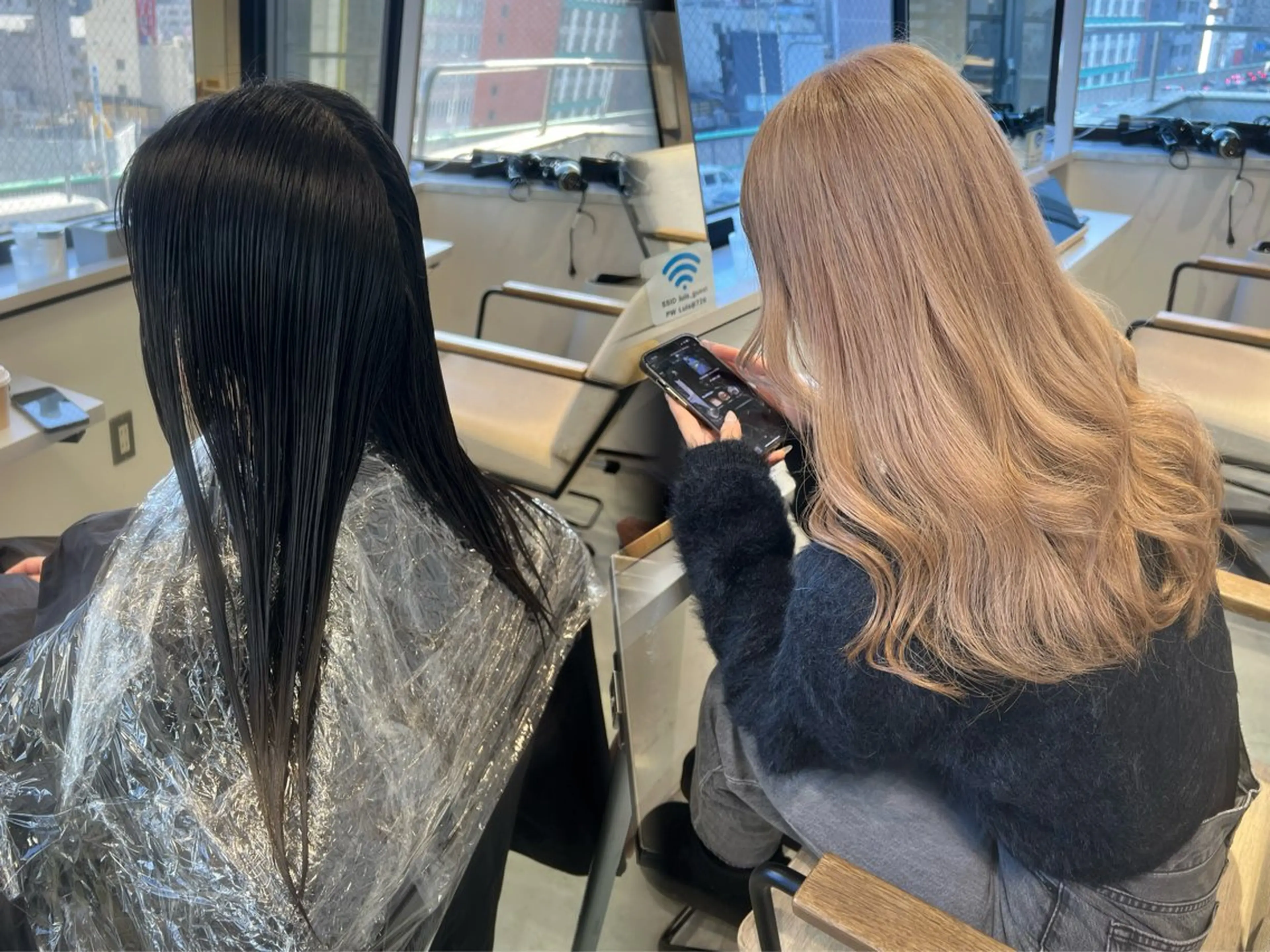 ミディアム デザイン🥇複雑履歴 ハイトーン特化のヘアスタイル