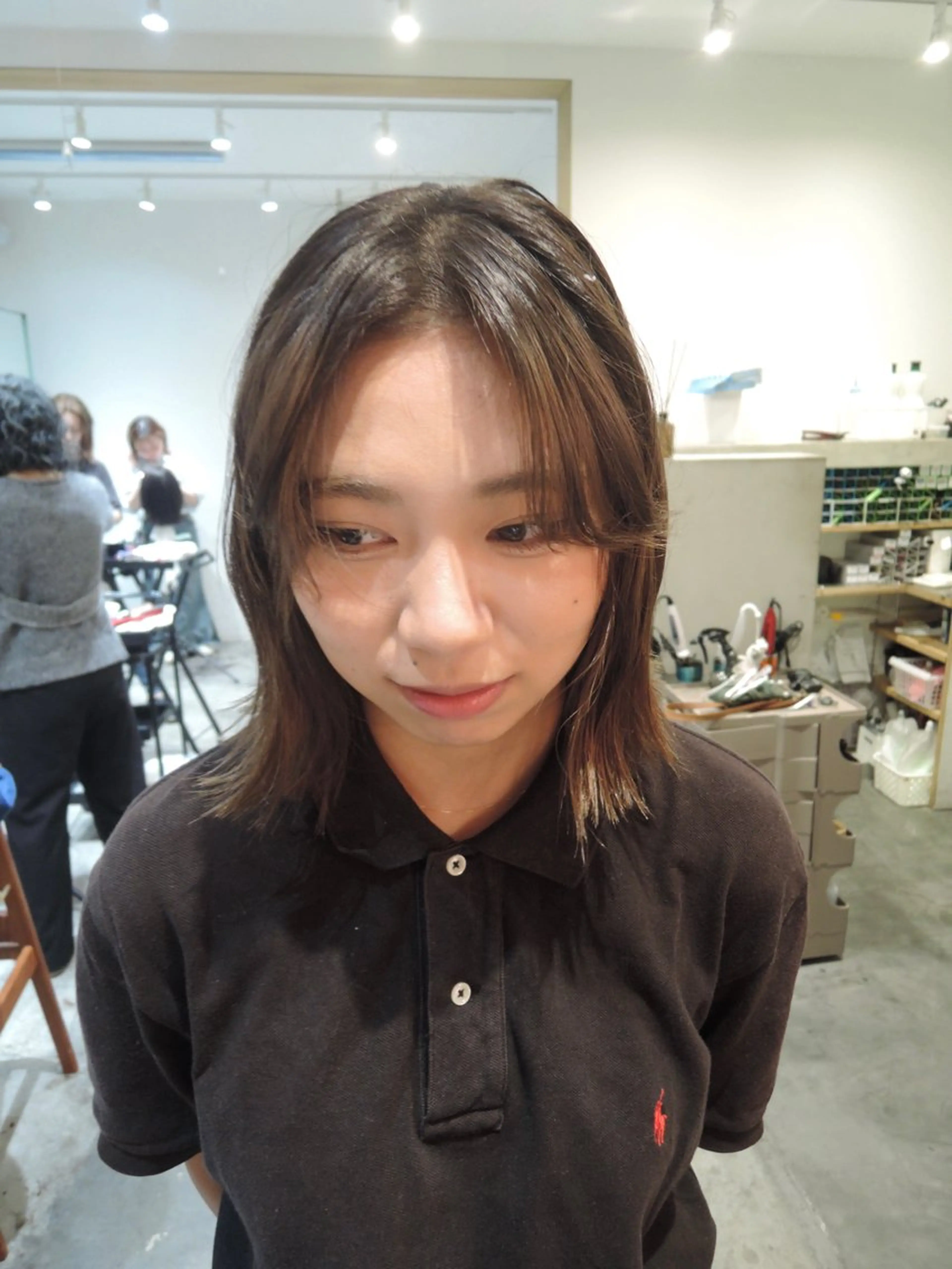 ミディアム YUI／レイヤー カット/透明感カラーのヘアスタイル