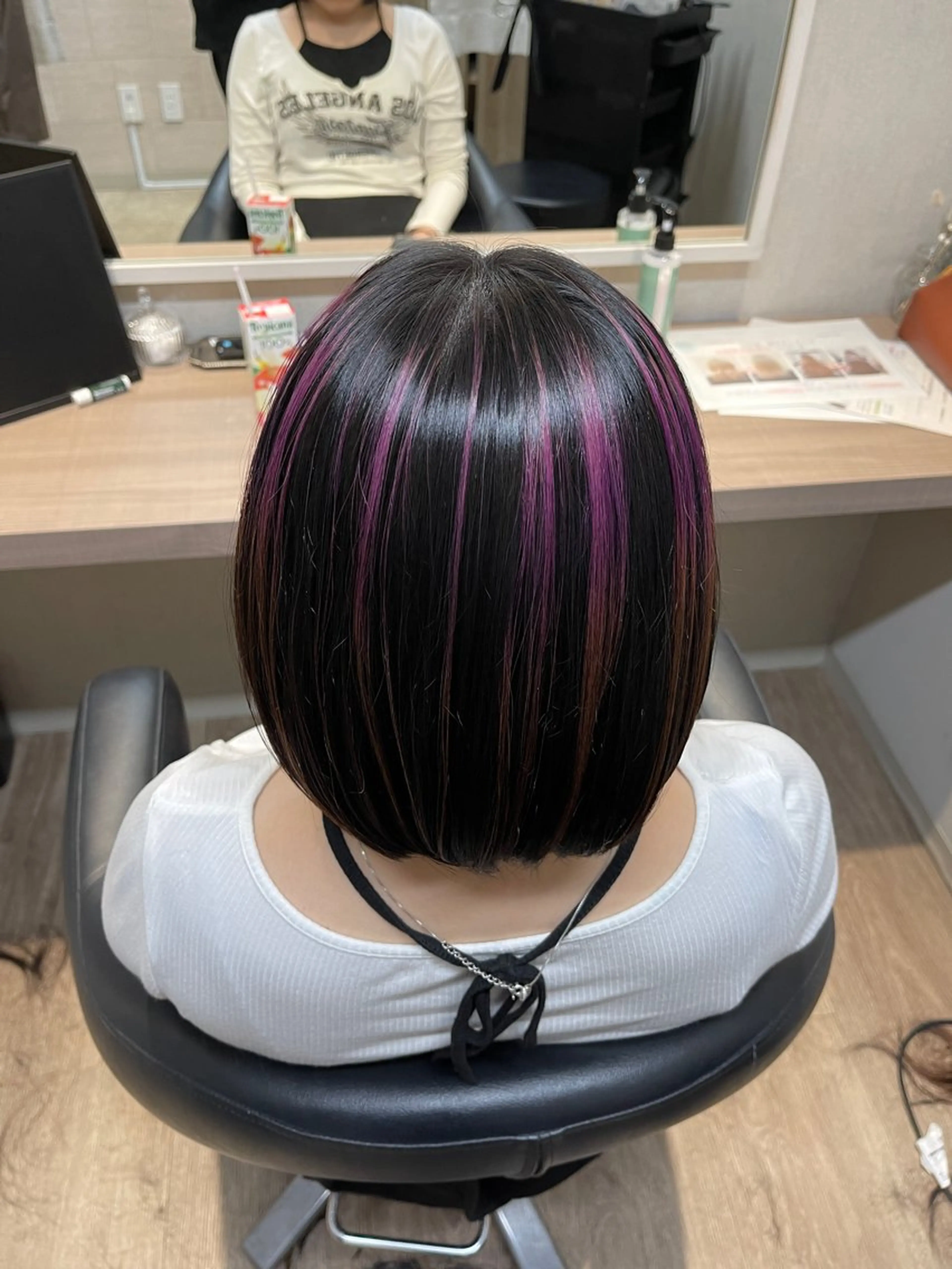 ショート カラー カット ヘアカラー トリートメント 楓/レイヤーカット /艶髪/ブリーチのヘアスタイル