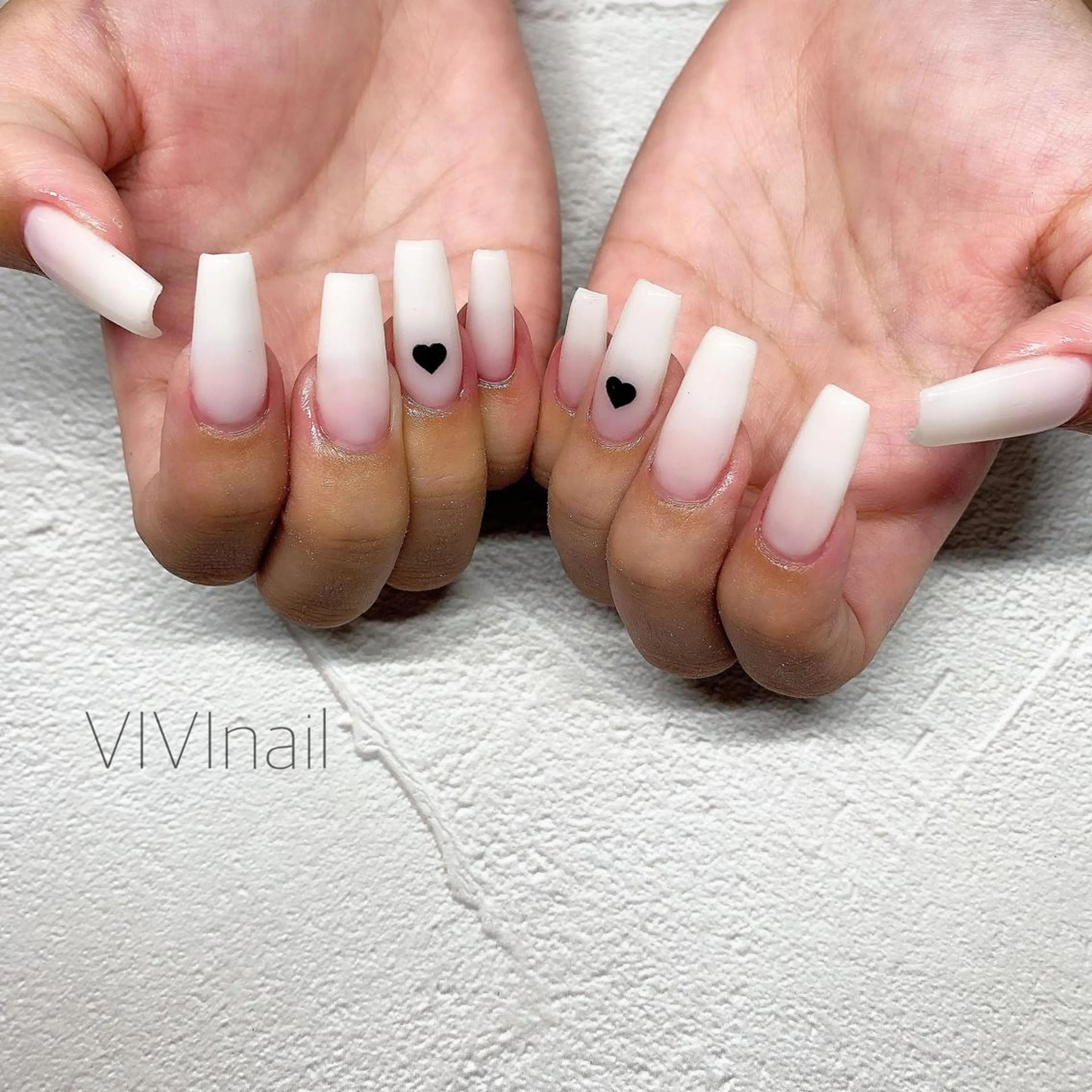 ネイル ハート シンプルネイル ハンドネイル vivi nailのネイルデザイン