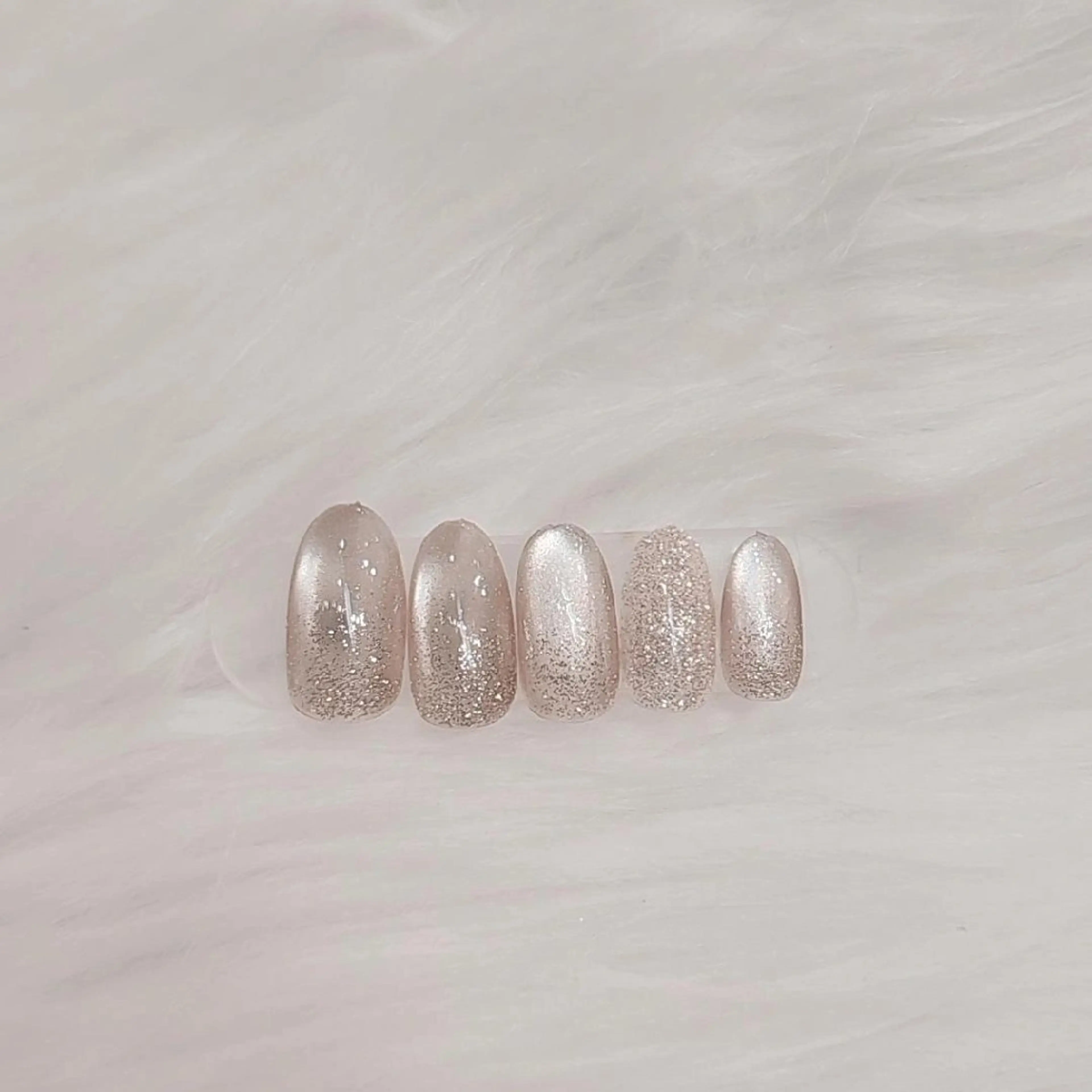 ネイル 💙🤍Tiary M🤍💙のネイルデザイン