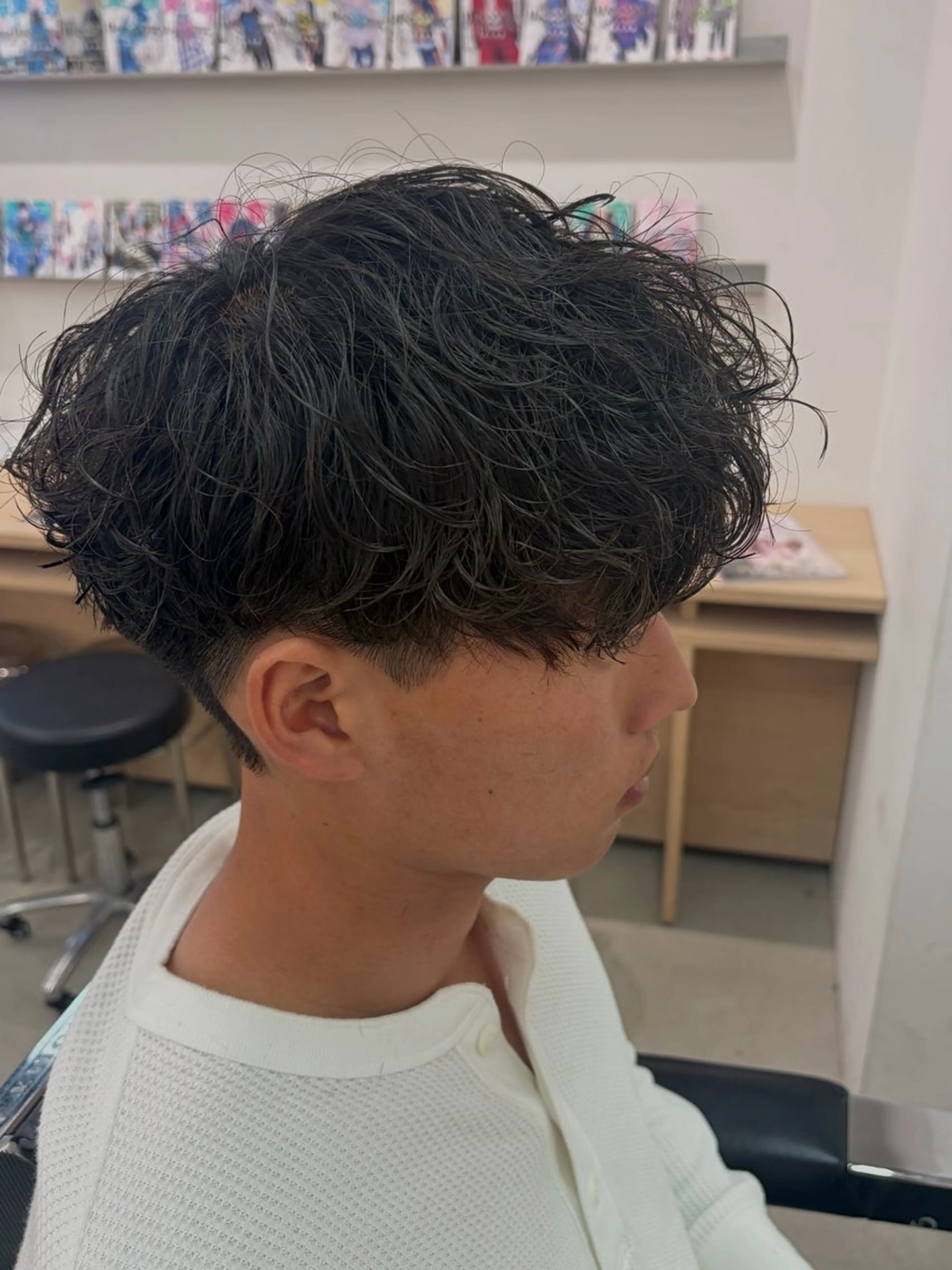 ショート パーマ メンズ マッシュ メンズパーマ スペインカール カット パーマ 長谷川 隆之介のヘアスタイル