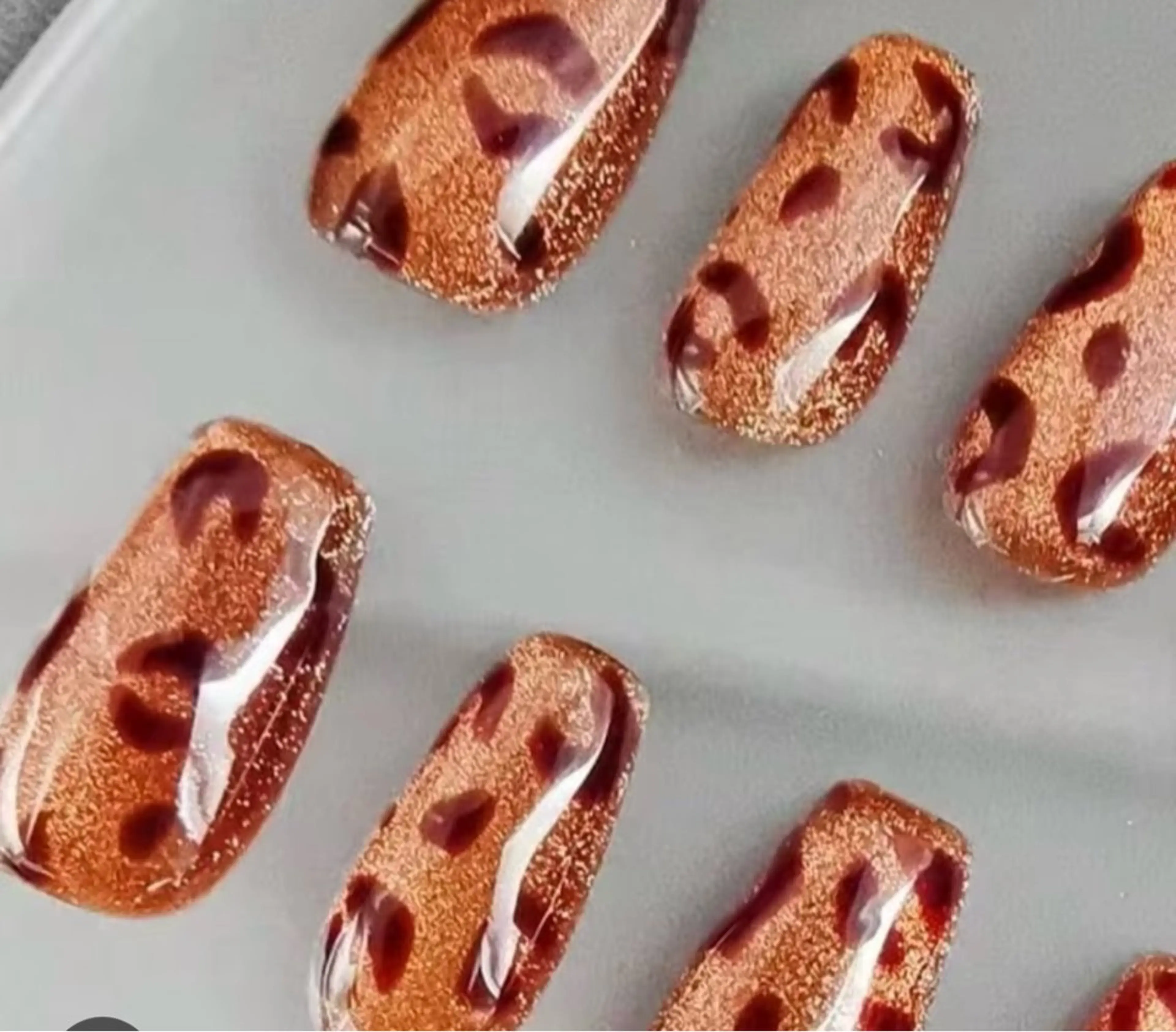 ネイル マグネットネイル オトク ネイルのネイルデザイン