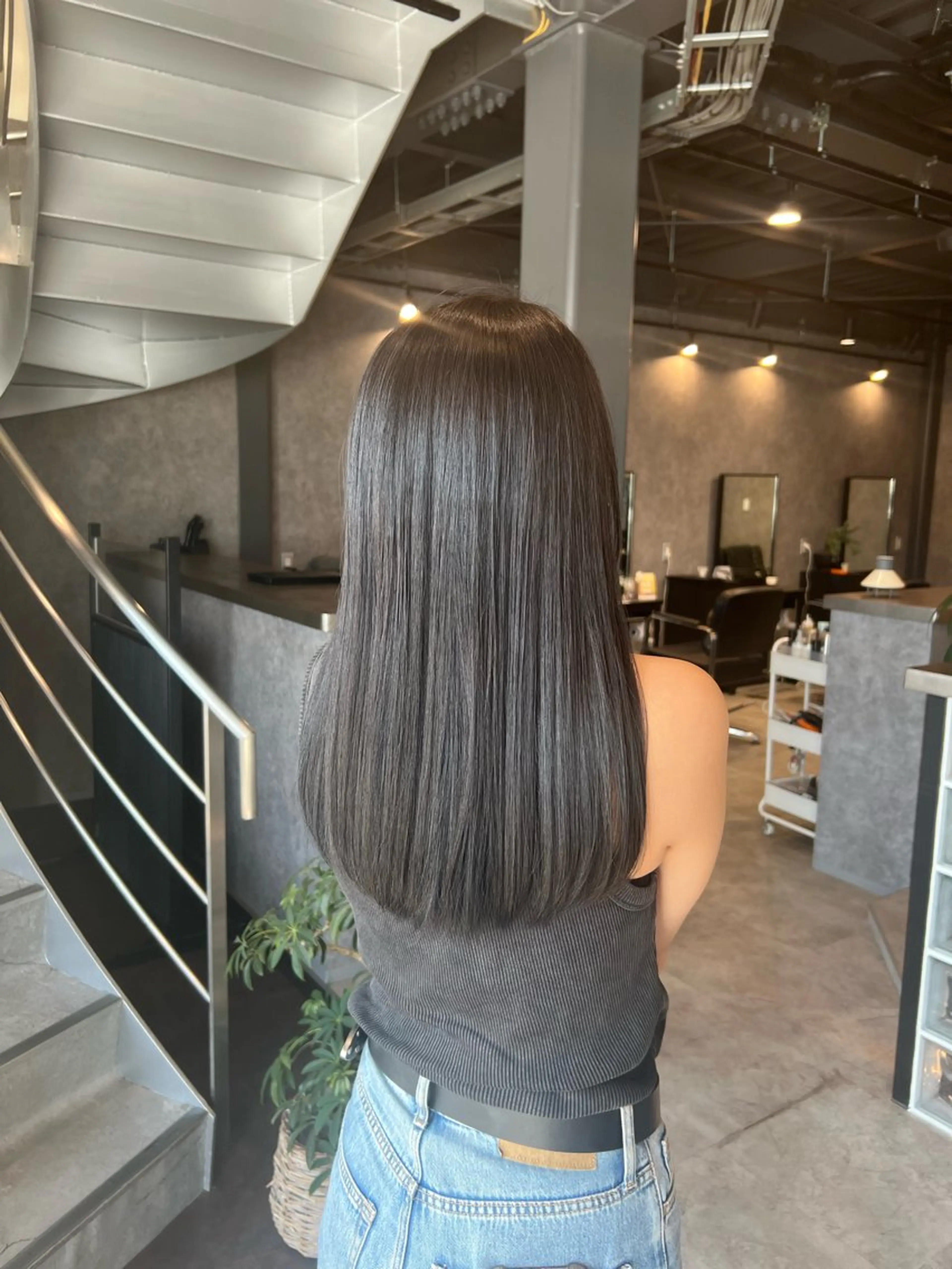 ロング ink yukariのヘアスタイル