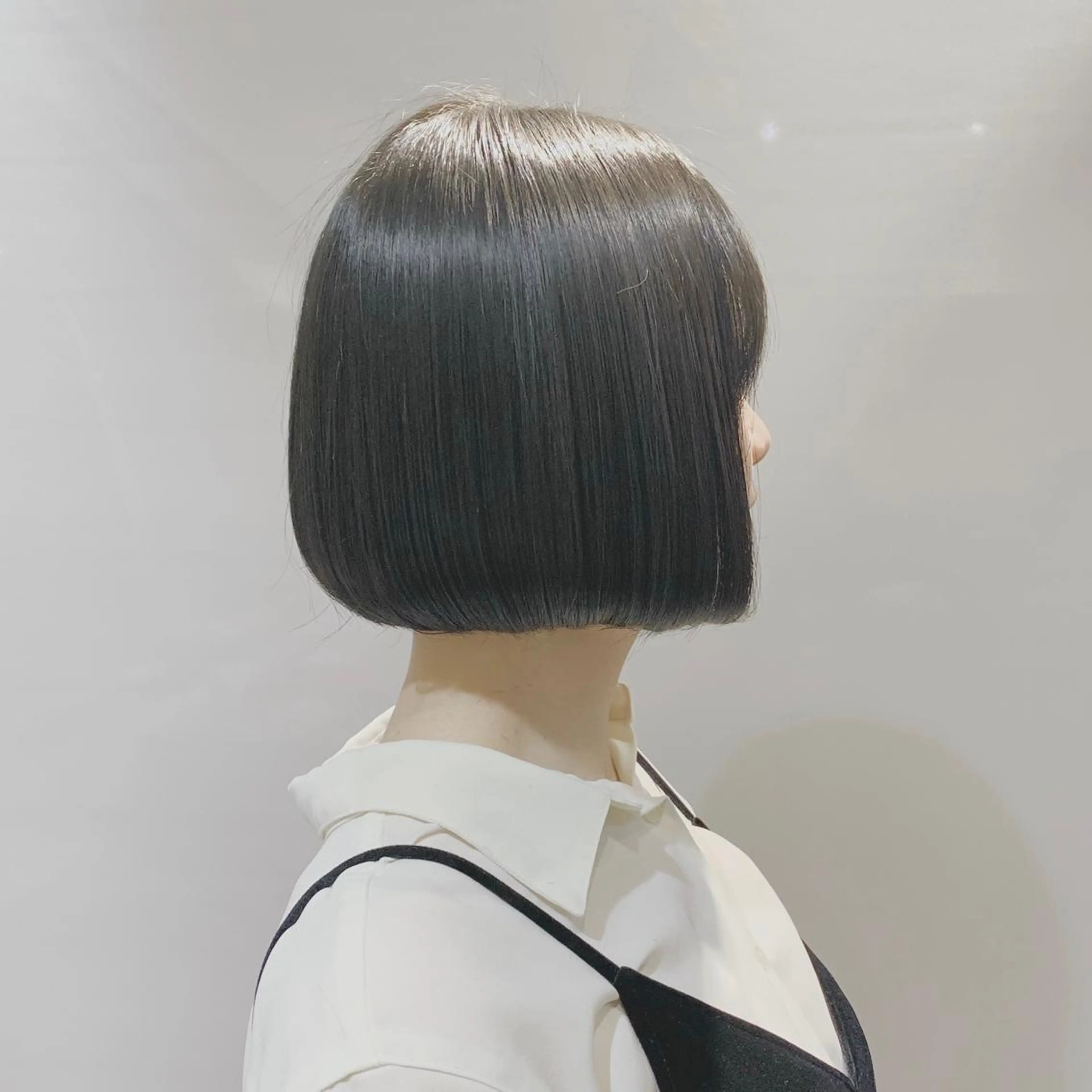 ショート カラー ヘアアレンジ 柔らか垢抜けｶﾗｰと ｶｯﾄ🫧ASUKAのヘアスタイル