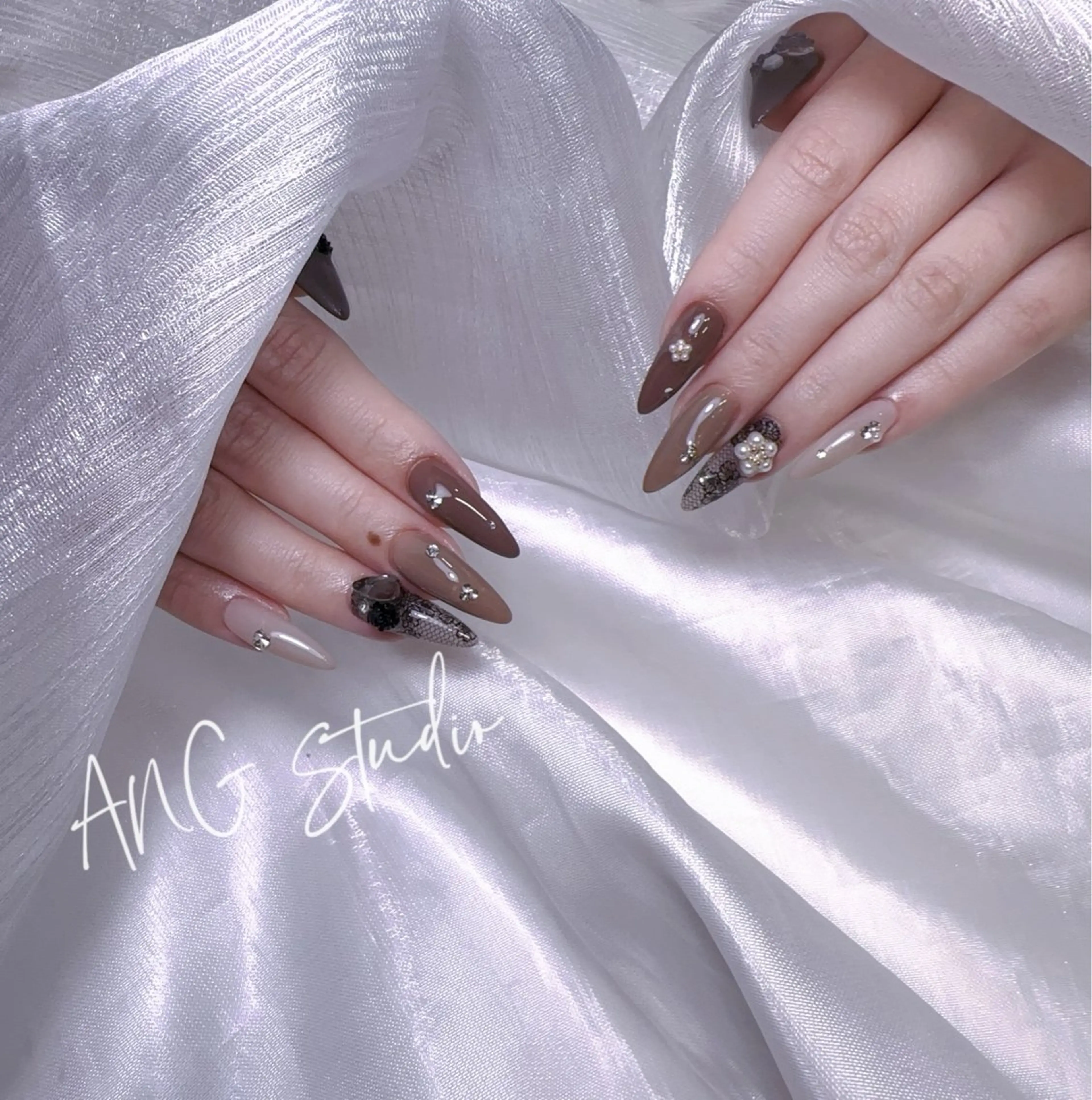 ネイル ハンドネイル ハンドケア ANG Studioのネイルデザイン