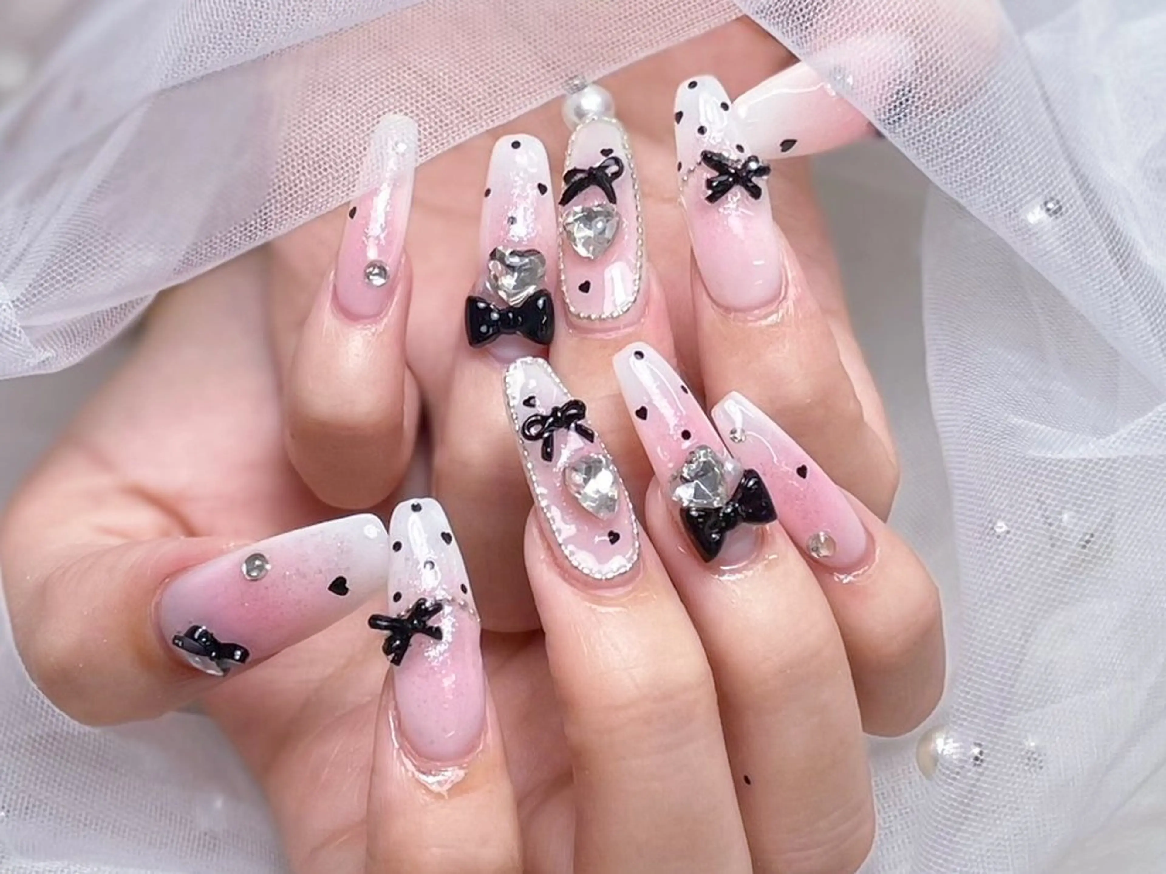 ネイル lucky nail 歌舞伎町のネイルデザイン