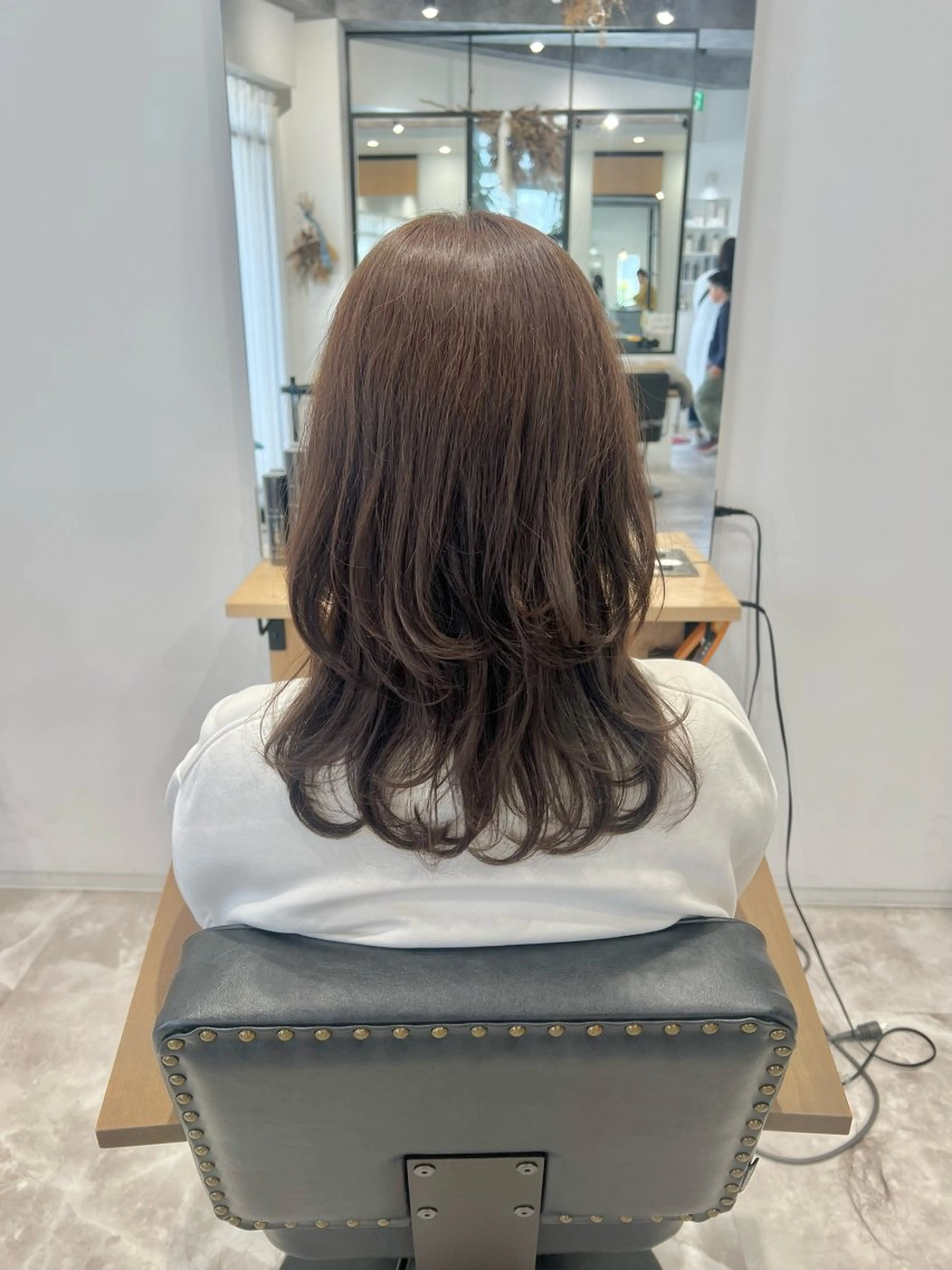 ミディアム カラー カット ヘアカラー トリートメント 黒阪 なみのヘアスタイル