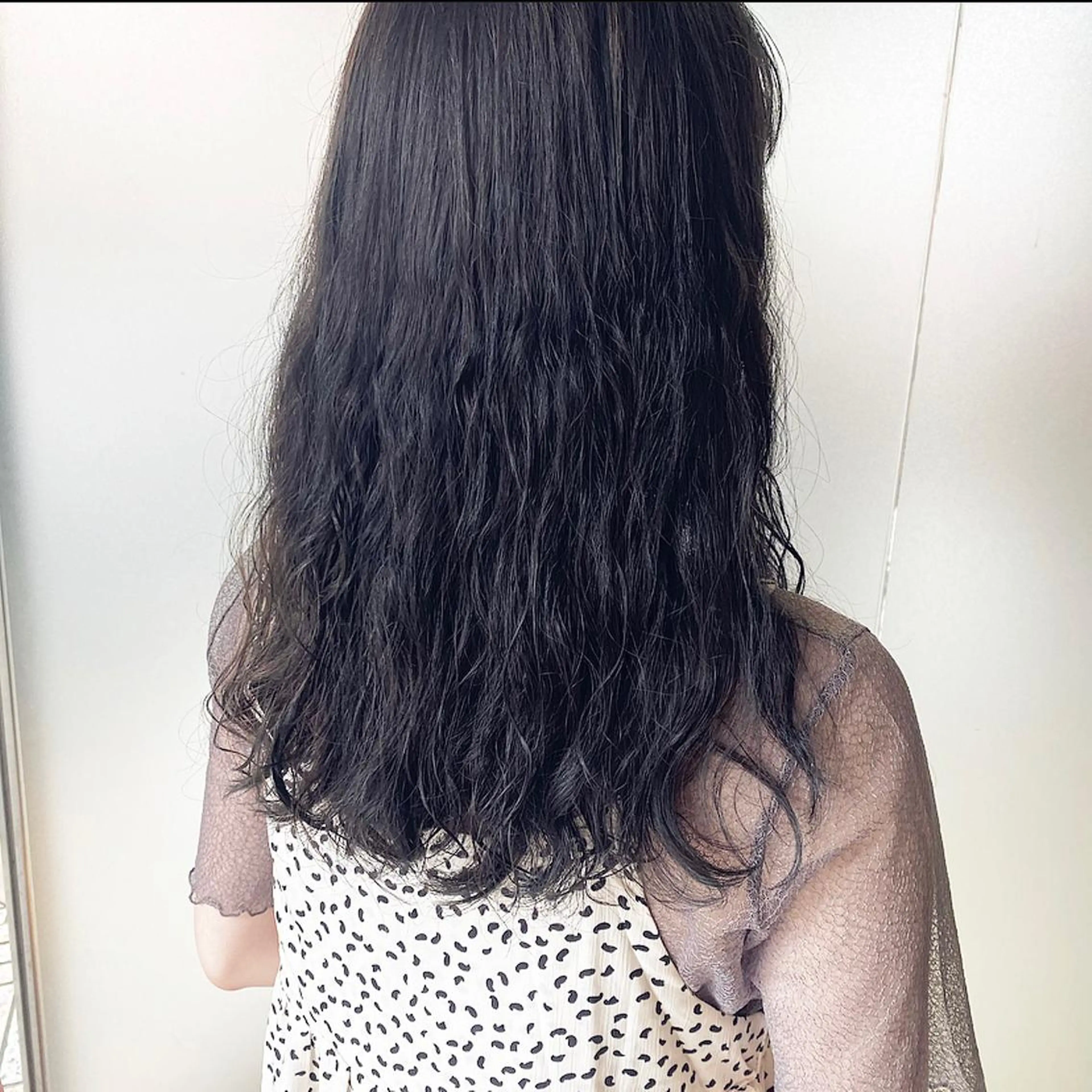 ロング カラー パーマ 滝本 里実のヘアスタイル